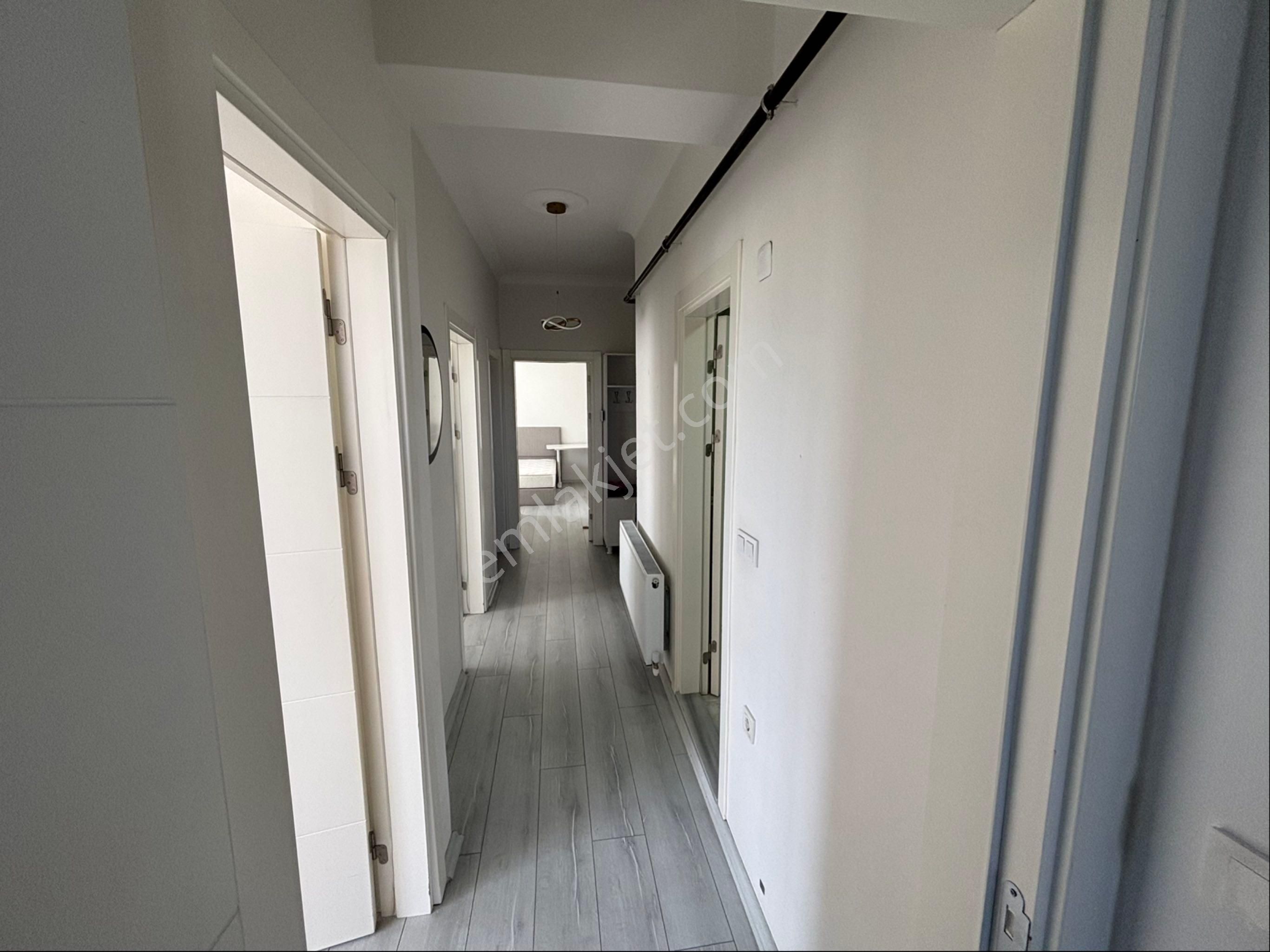 Biga-çan Caddesi Üzerin'de Ön Cephe Satılık 3+1 Modern Daire - Görsel 10