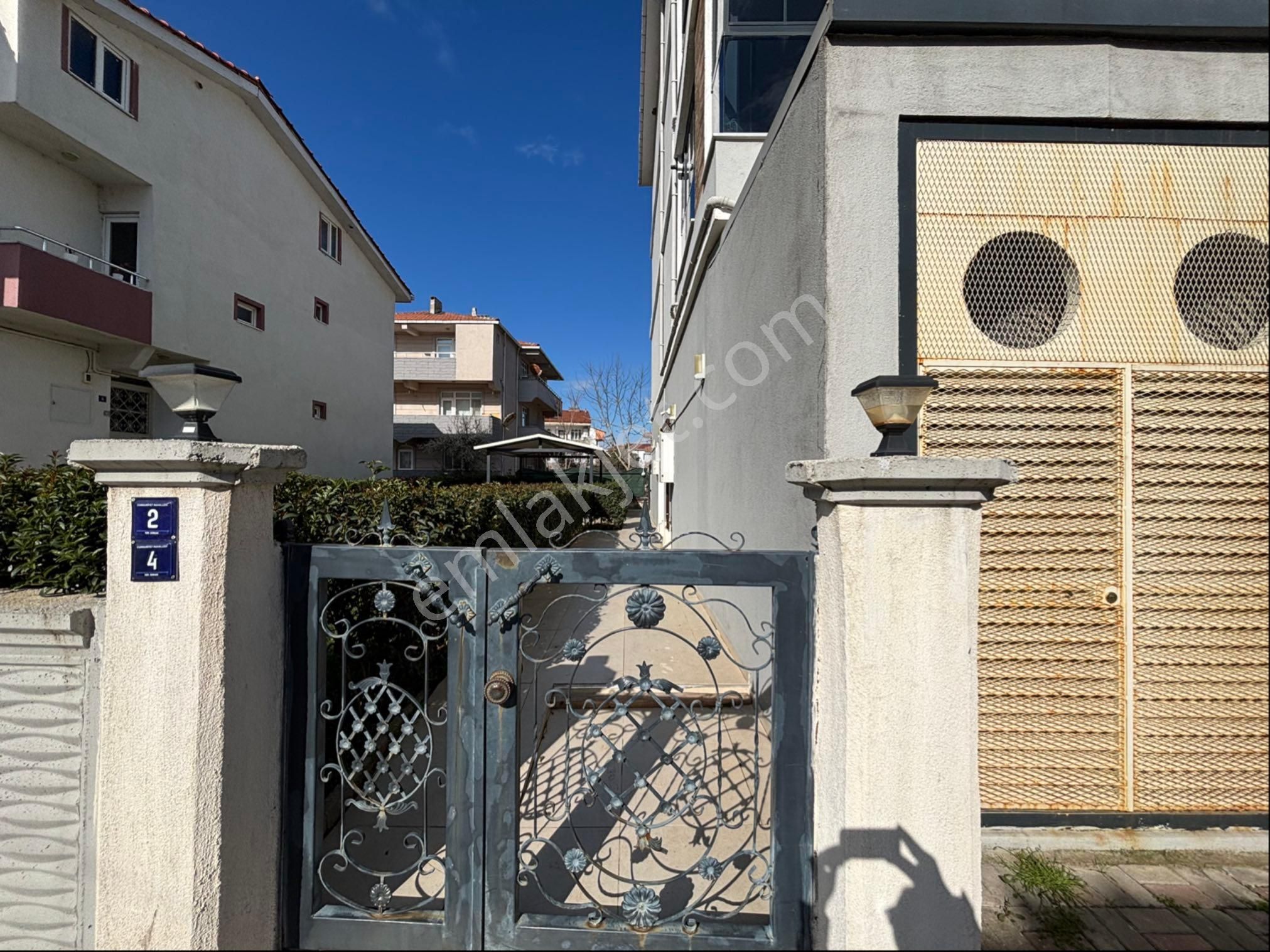 Biga-çan Caddesi Üzerin'de Ön Cephe Satılık 3+1 Modern Daire - Görsel 5