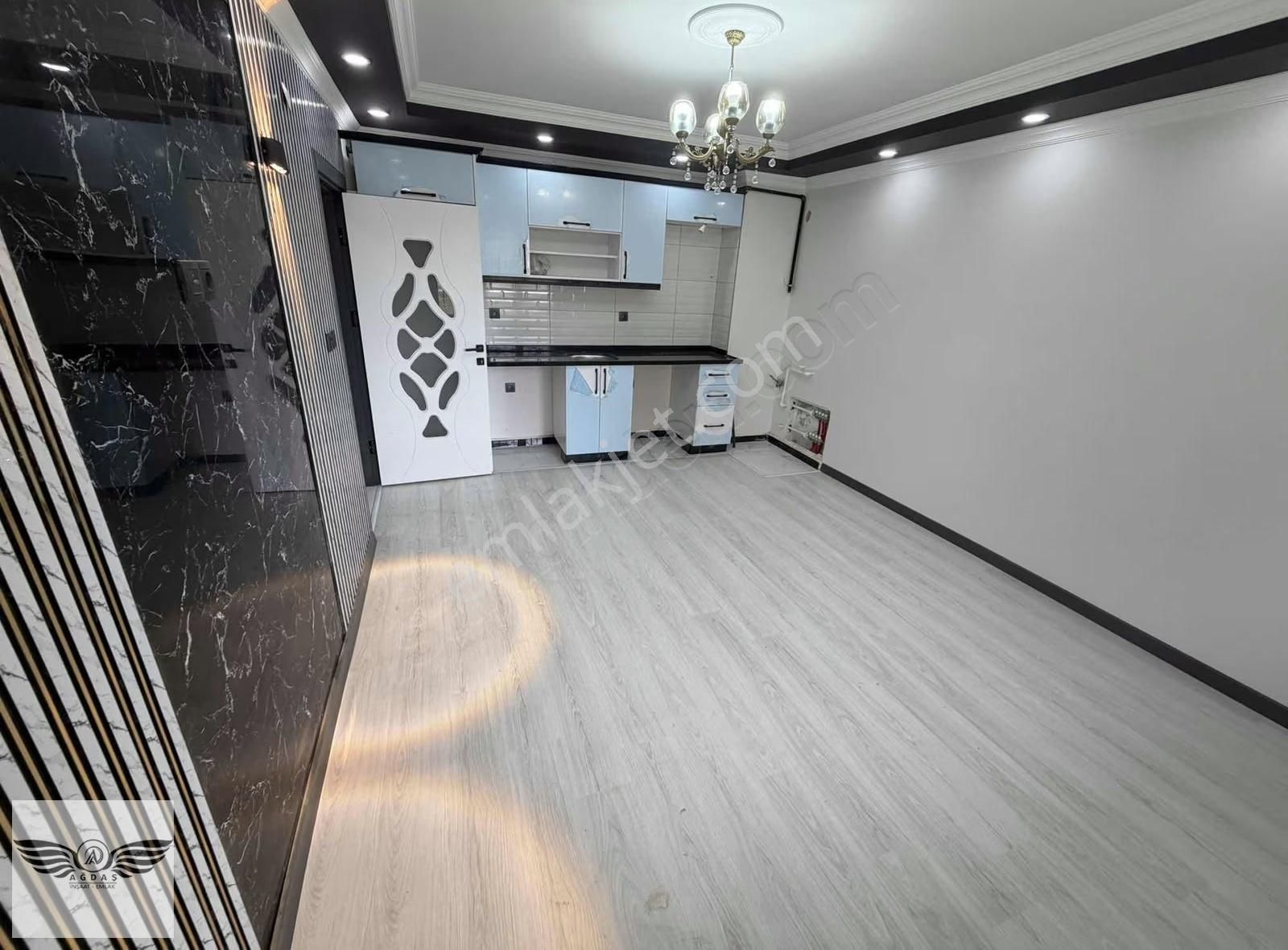 Yüksek Giriş Ön Cephe 1+1 Yerden Isıtmalı Lüks Daire - Görsel 4