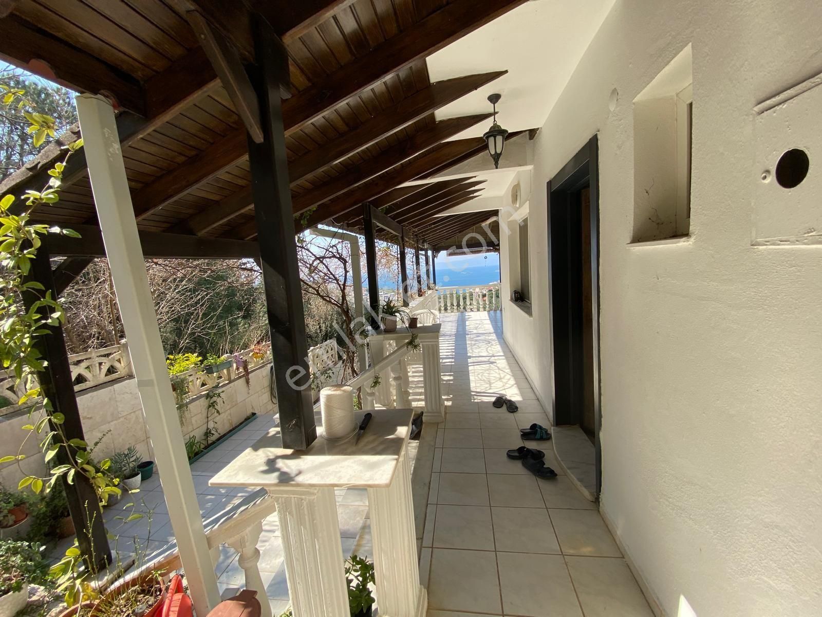 Seferihisar Akarca Mah Yenisu Evleri 4 Katlı 3 Cepheli Deniz Orman Manzaralı - Görsel 11