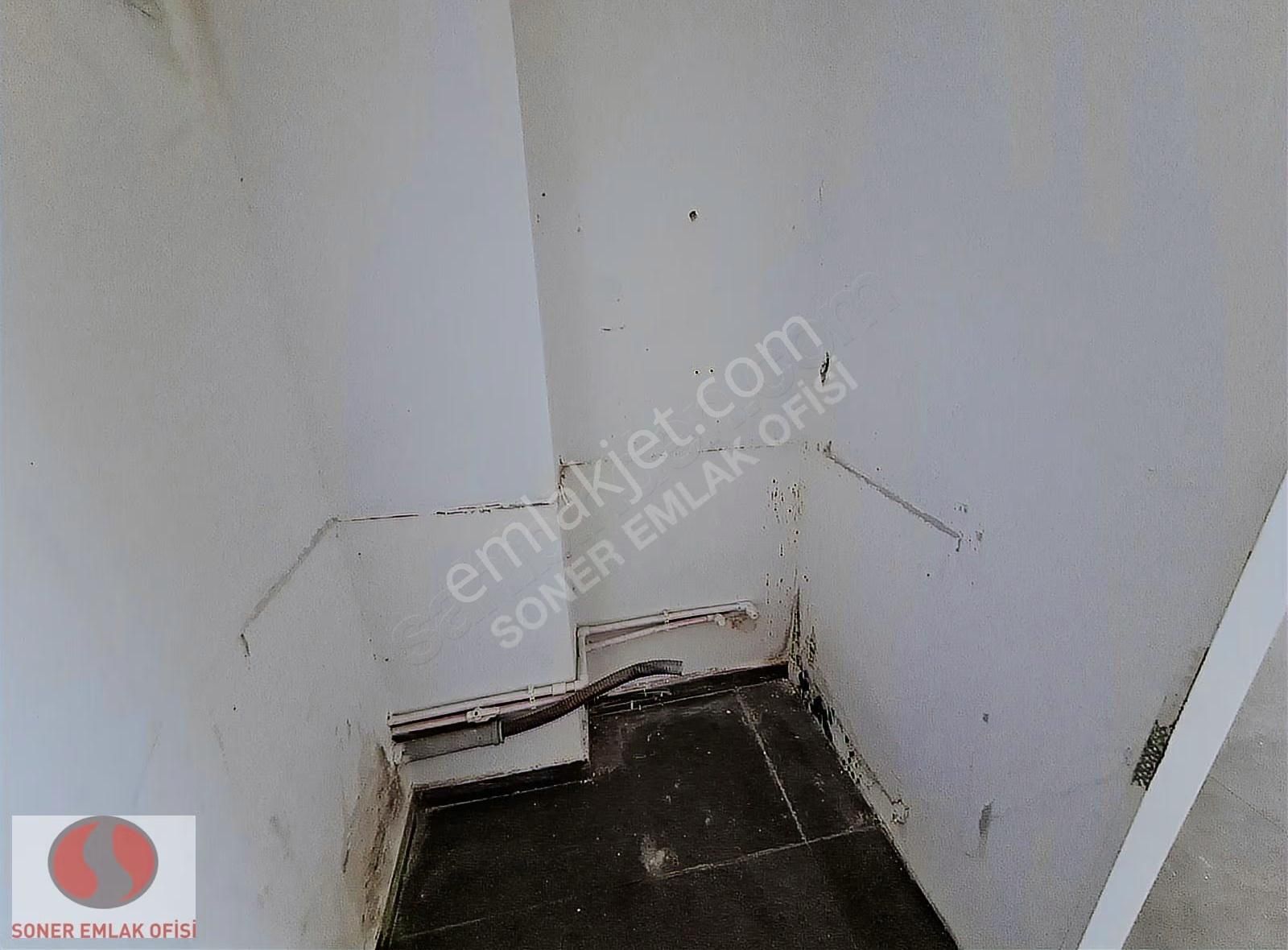 Kadıköy Altıyolda Ana Caddede Kiralık Dükkan - Görsel 10