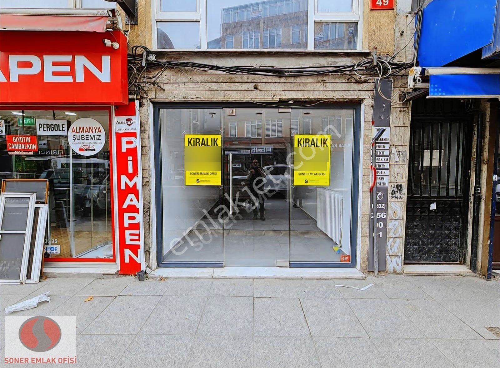 Kadıköy Altıyolda Ana Caddede Kiralık Dükkan