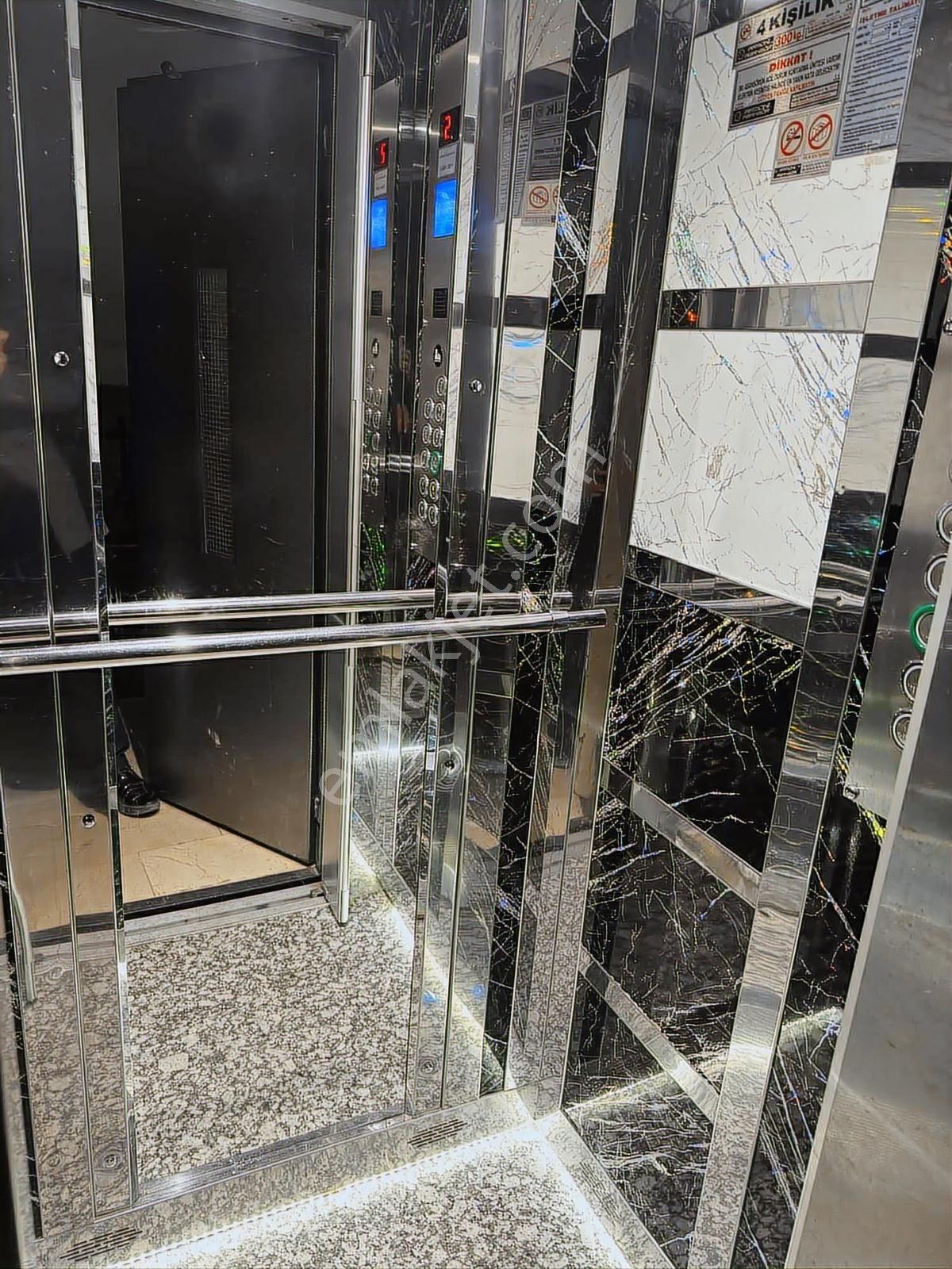 Trabzon Cadde Üstü Fırsat Daire - Görsel 11