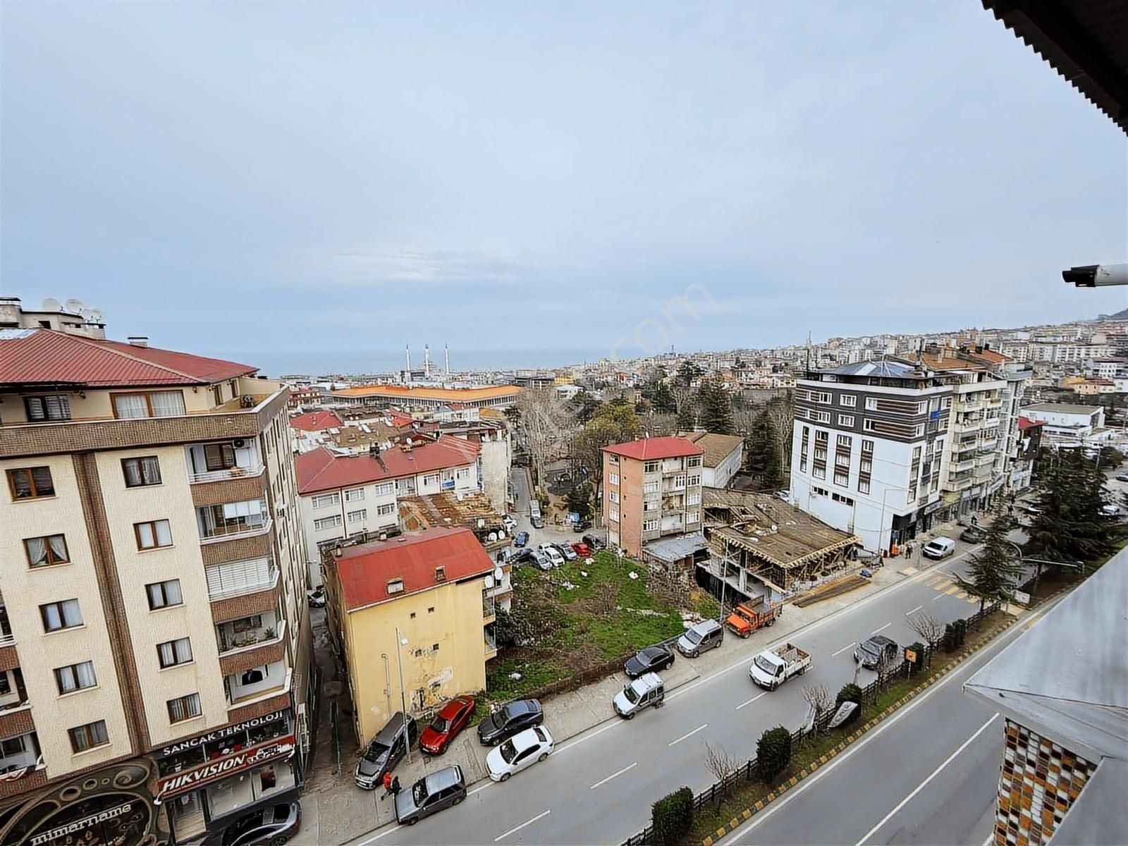 Trabzon Cadde Üstü Fırsat Daire