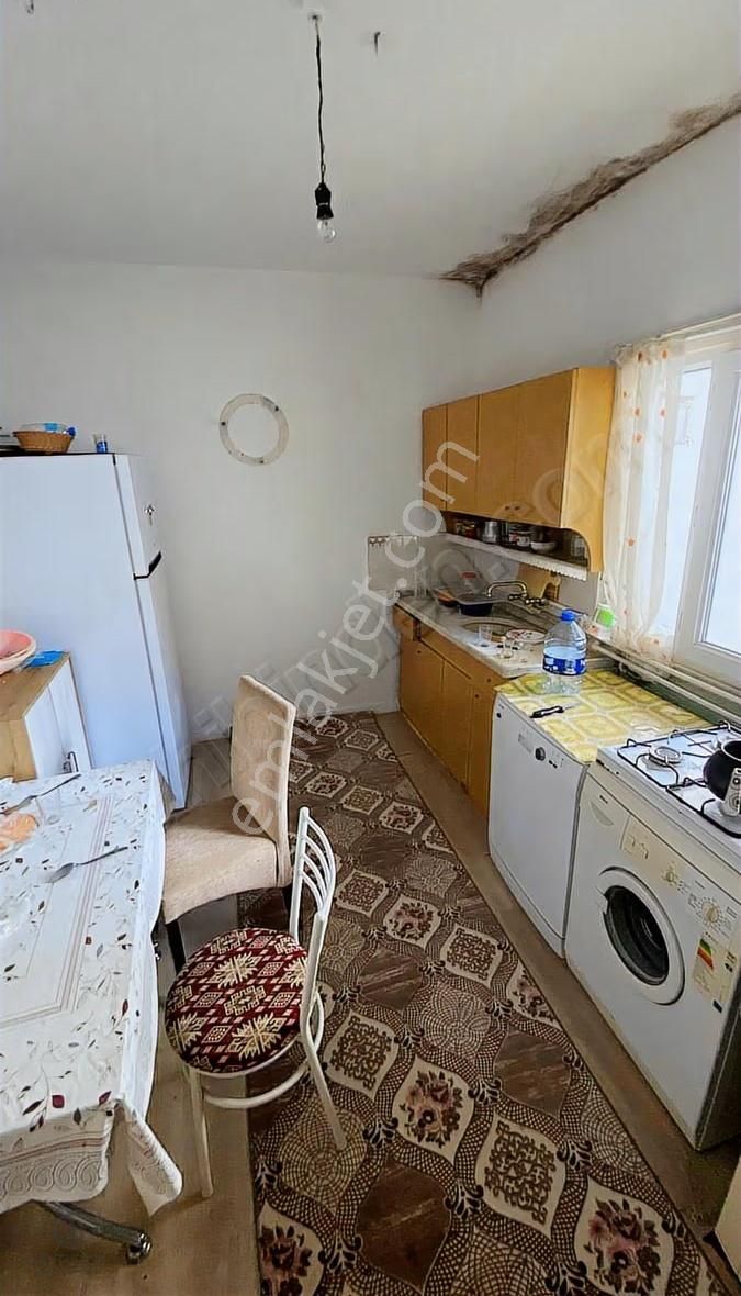 Merkezi Konumda Eşyalı 2+1 Kiralık Daire - Görsel 10