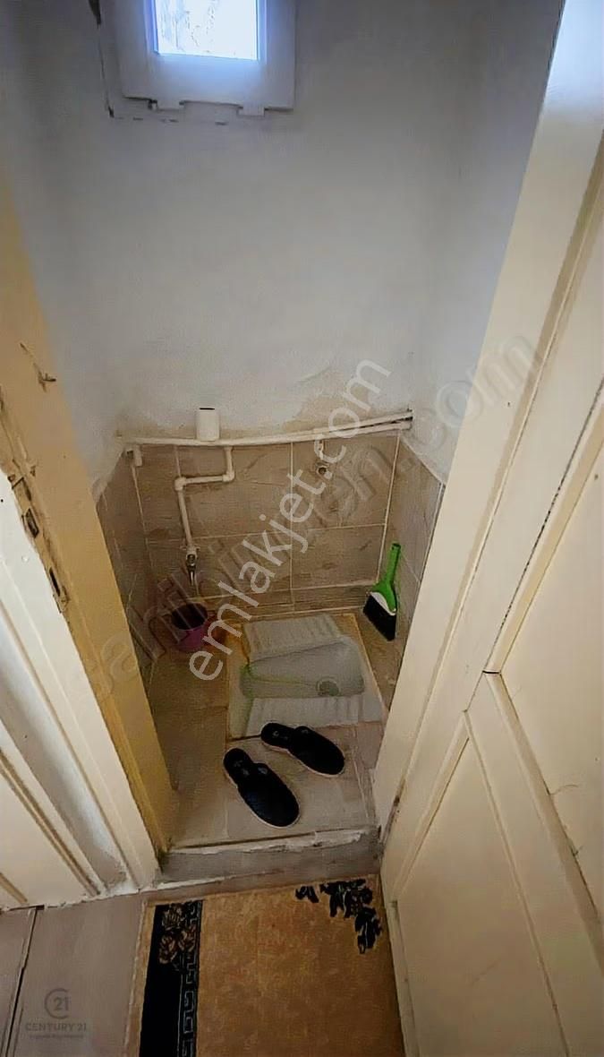 Merkezi Konumda Eşyalı 2+1 Kiralık Daire - Görsel 11