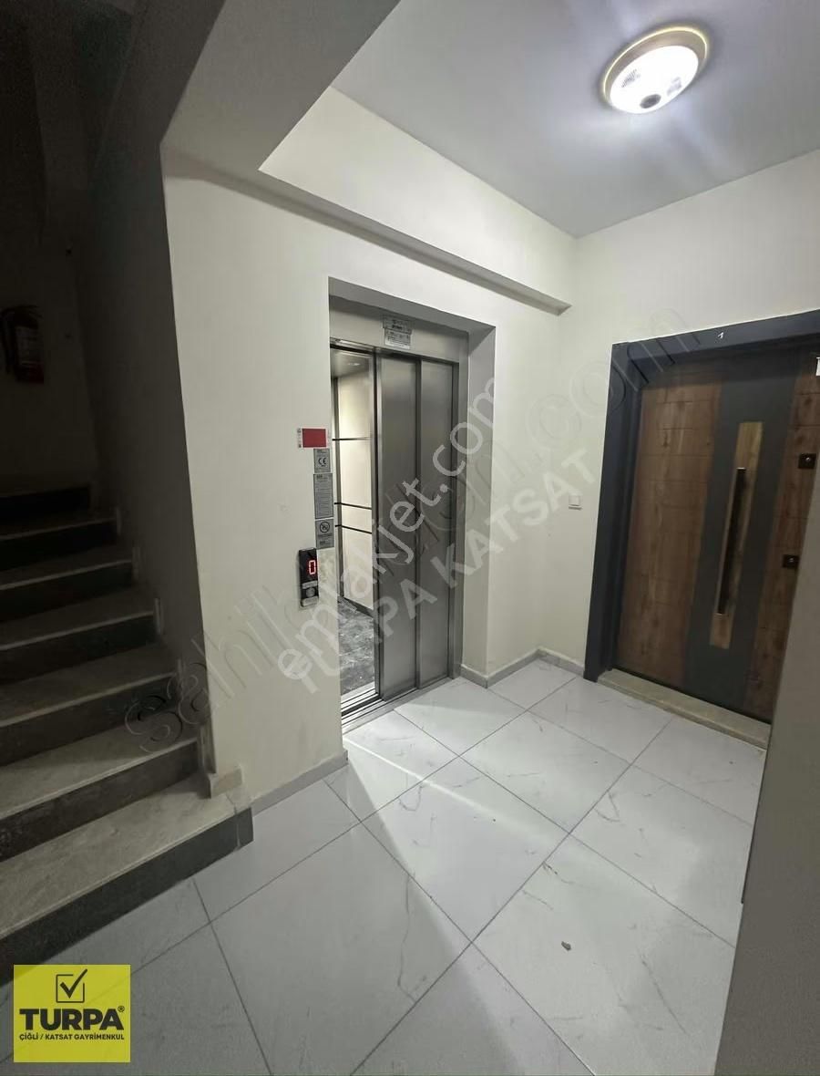 Karşıyaka Şemikler'de Sıfır Kapalı Mutfak 2+1 Kiralık Daire - Görsel 16