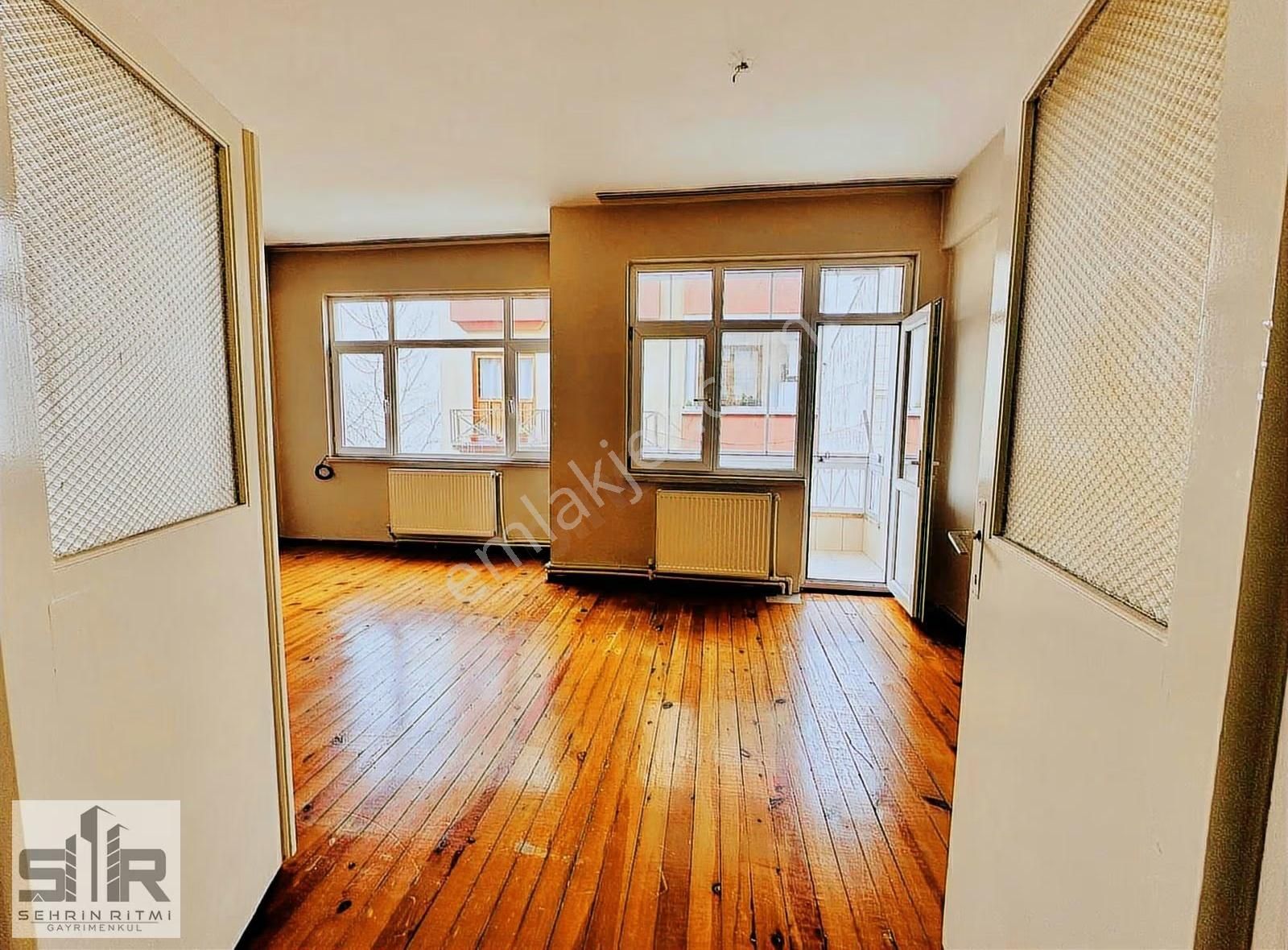 Aydınlıkevler Benercordan Yanı Kiralık 2+1 Daire - Görsel 3