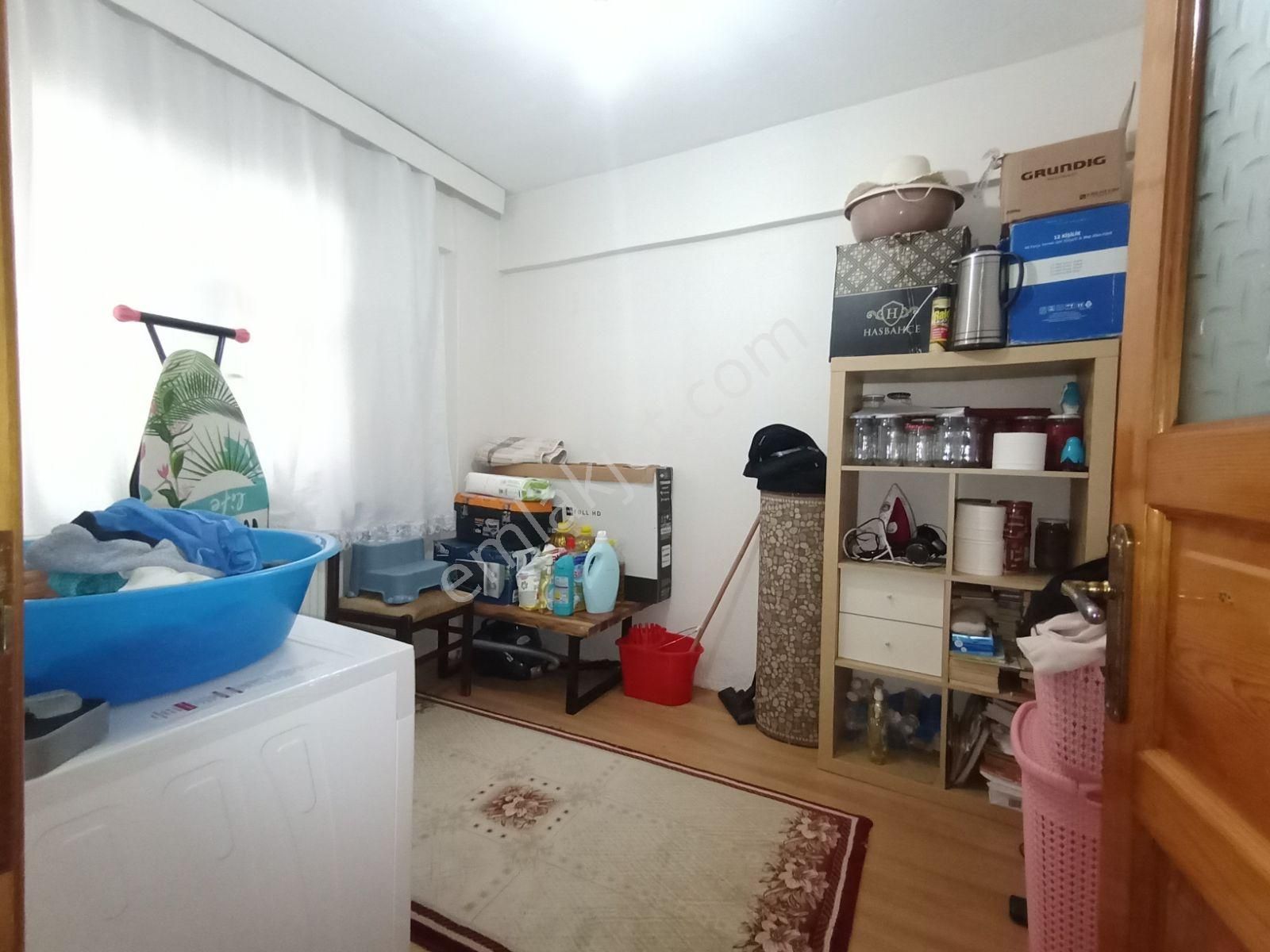 A.gazi Mah De 3 Katli Binada Her Katta Tek Daire 3+1/120m2 - Görsel 10