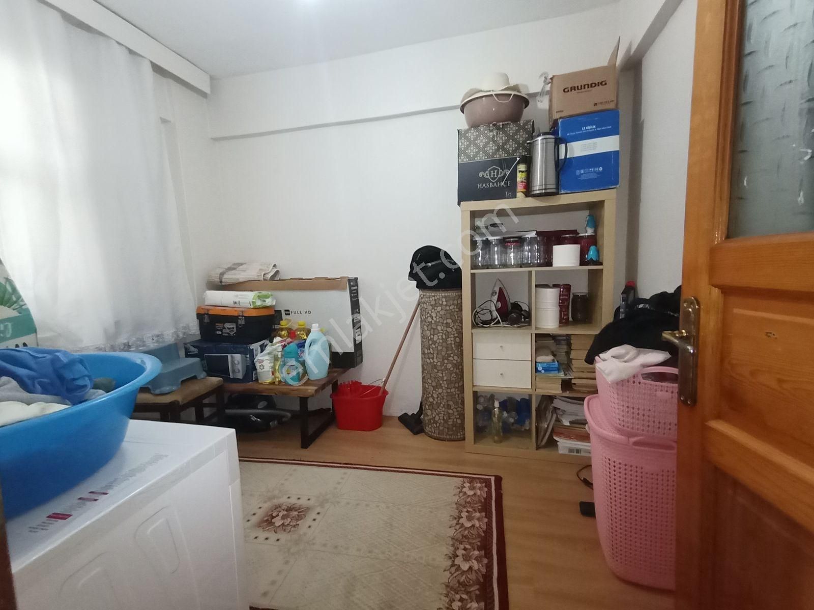 A.gazi Mah De 3 Katli Binada Her Katta Tek Daire 3+1/120m2 - Görsel 4