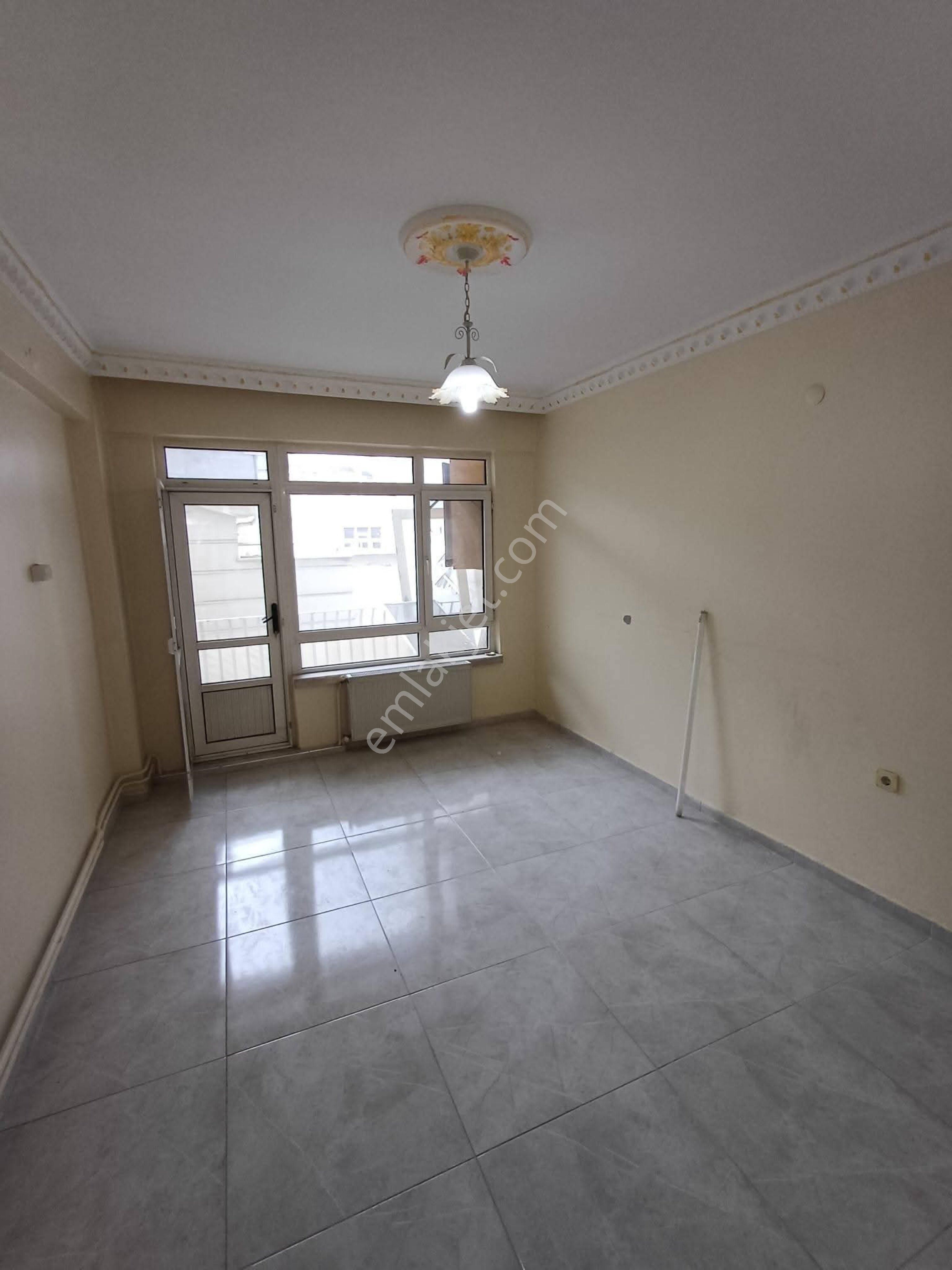 Karadeniz Mahallesinde Asansörlü 3+1 Satılık Daire - Görsel 19