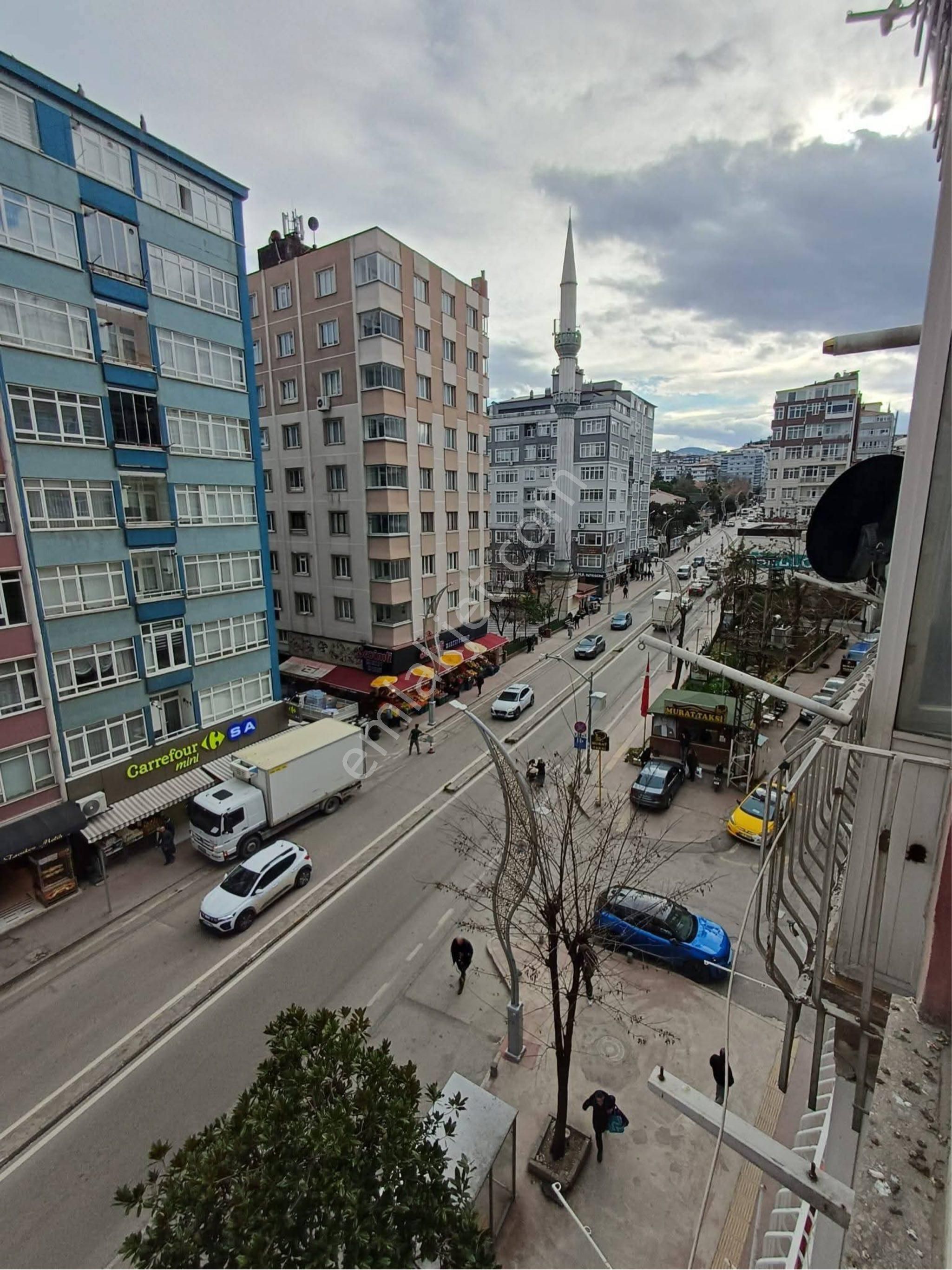 Karadeniz Mahallesinde Asansörlü 3+1 Satılık Daire - Görsel 7