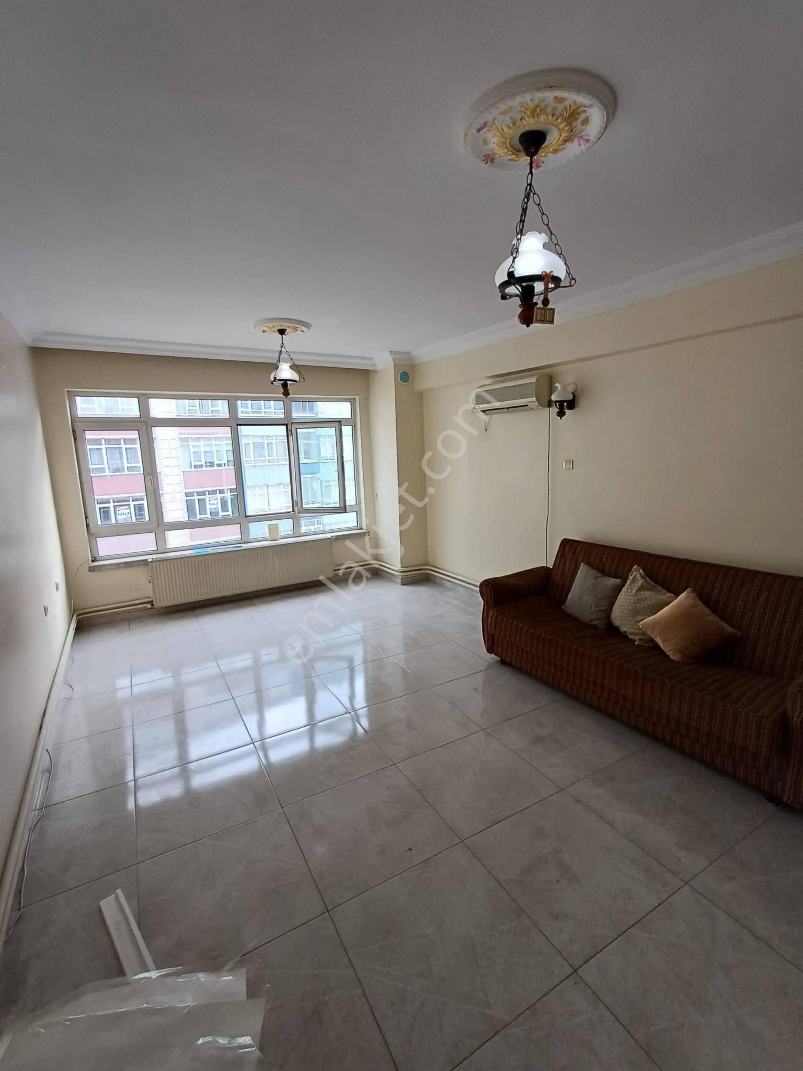 Karadeniz Mahallesinde Asansörlü 3+1 Satılık Daire - Görsel 4