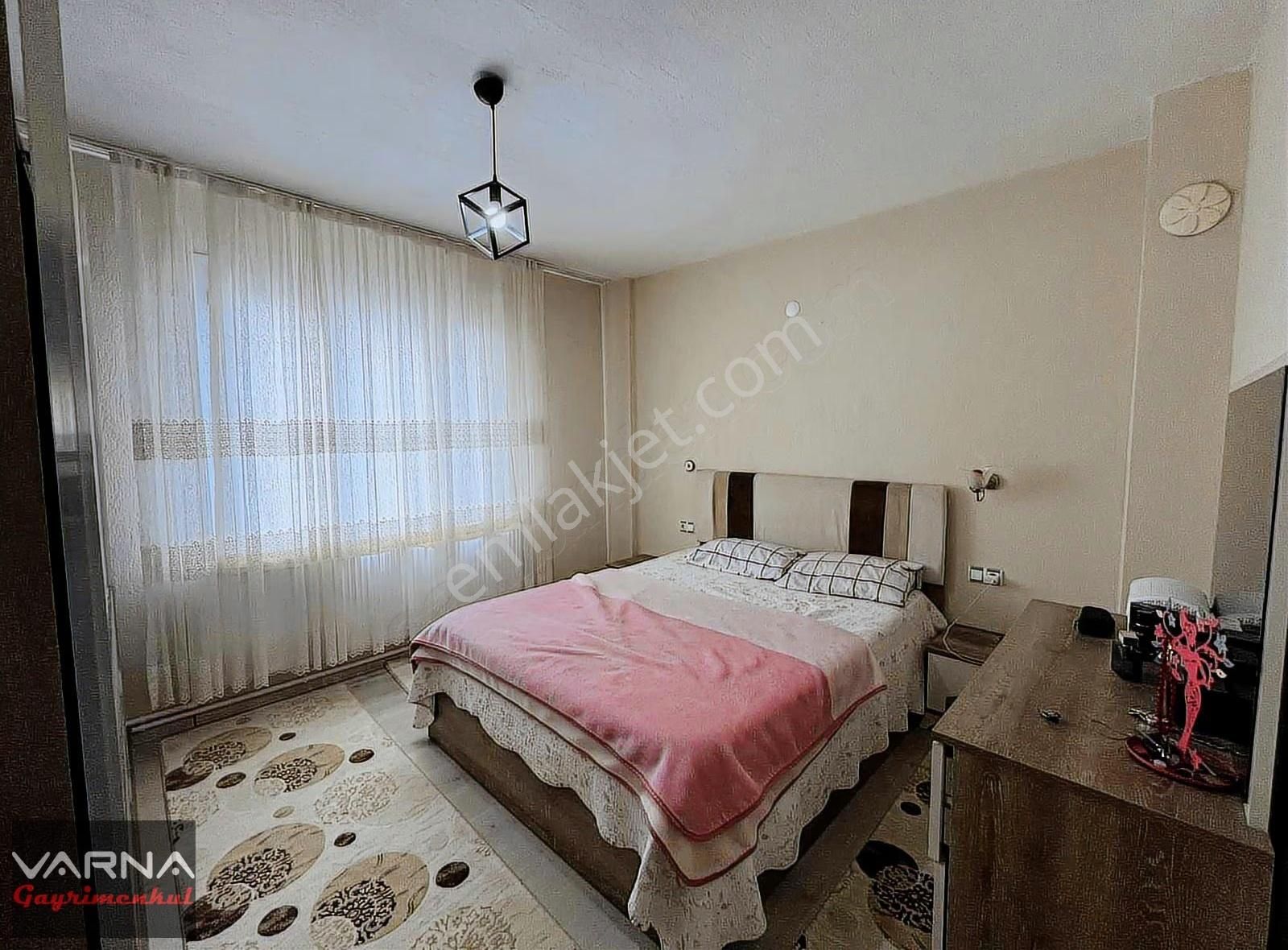 Menderes Gazipaşa Mah. Kiralık 120 M2 2+1 Ara Kat Daire - Görsel 11