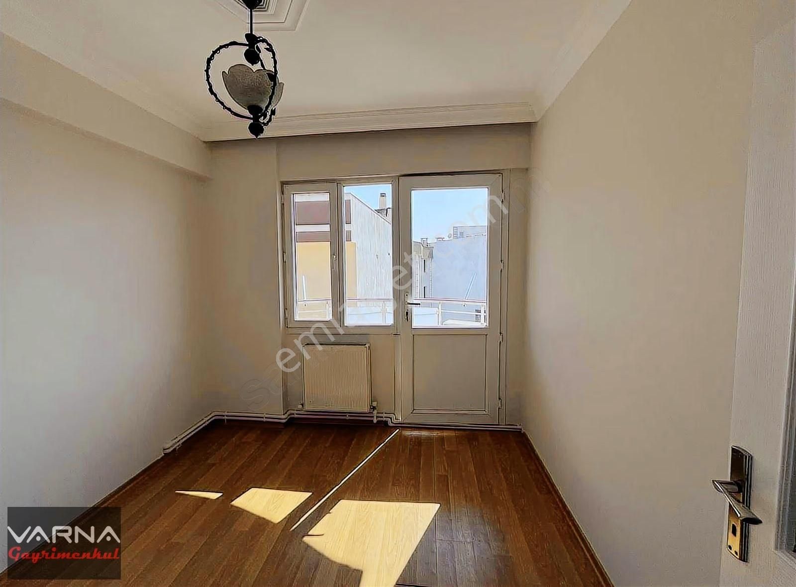 Menderes Cüneytbey Mah. Cadde Üzeri Kiralık 3+1 135 M2 Daire - Görsel 7