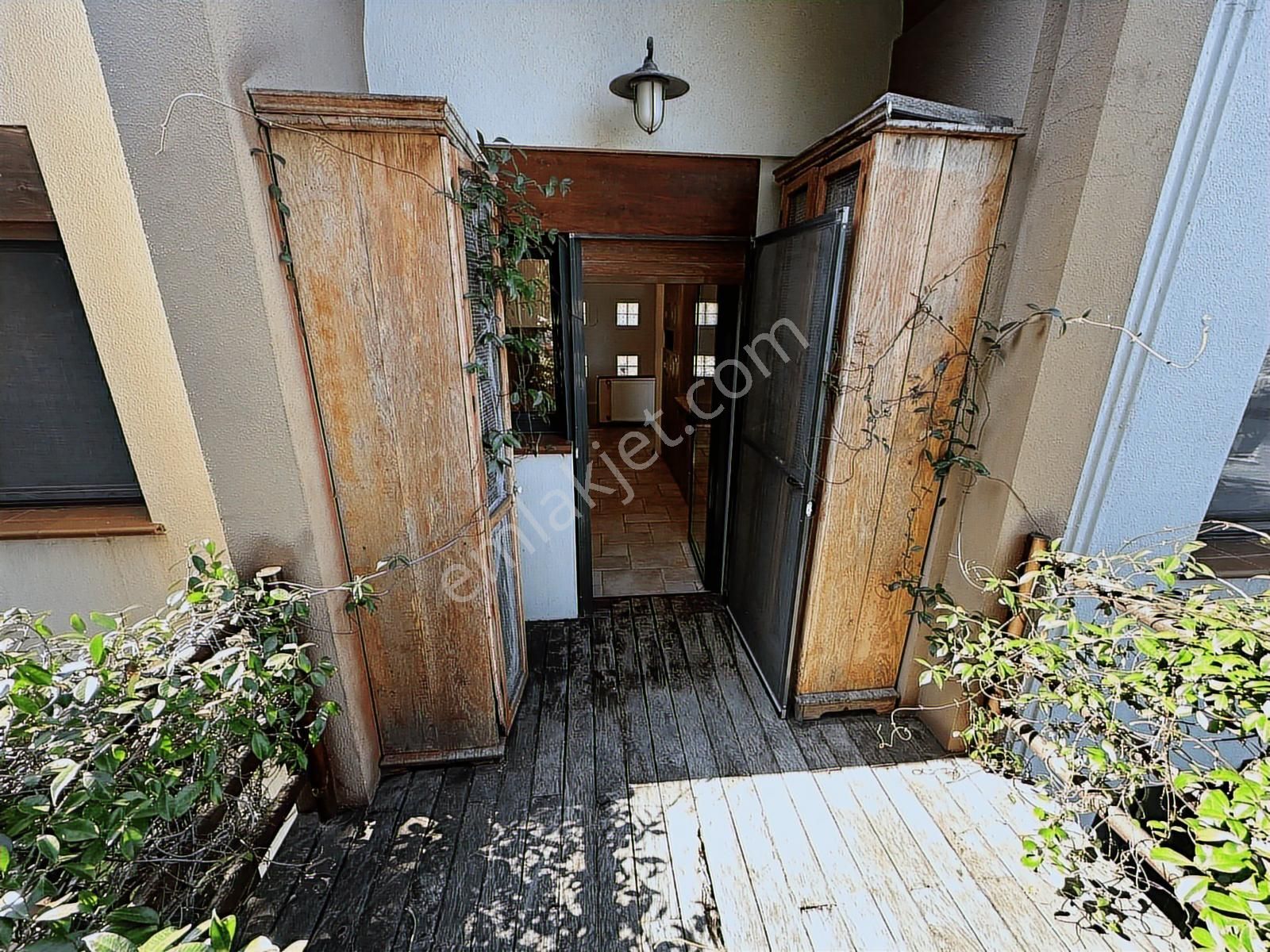 İzmir Urla'da Havuzlu Site İçinde 4+1 Dubleks Satılık Villa - Görsel 17