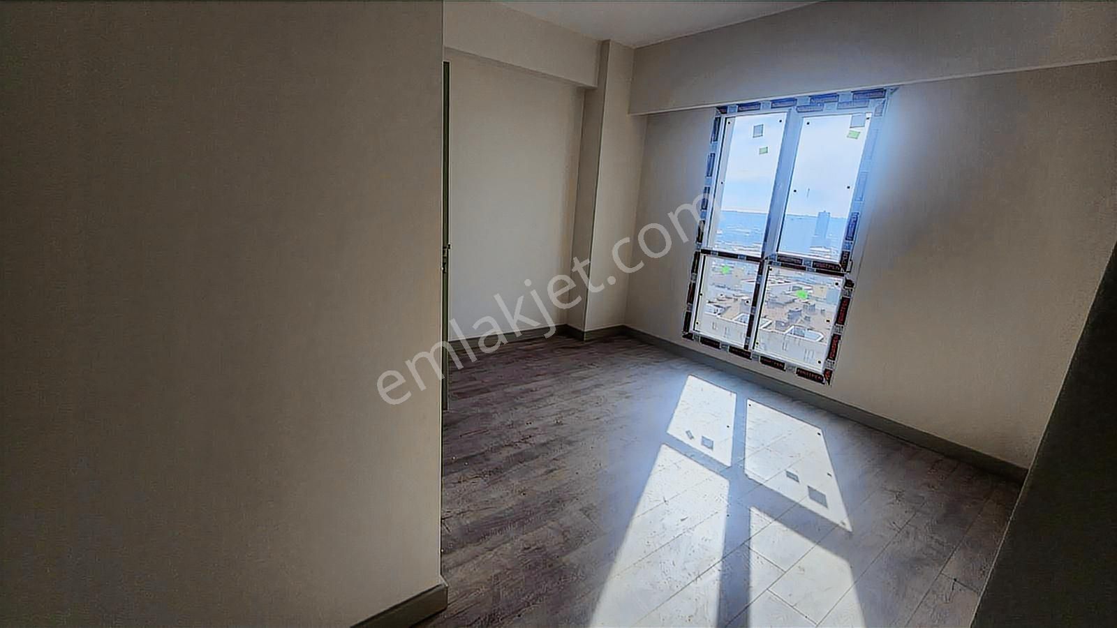 Sulyapıdan Güneşli Meydanda Sıfır Site İçi 2+1 Daire - Görsel 3
