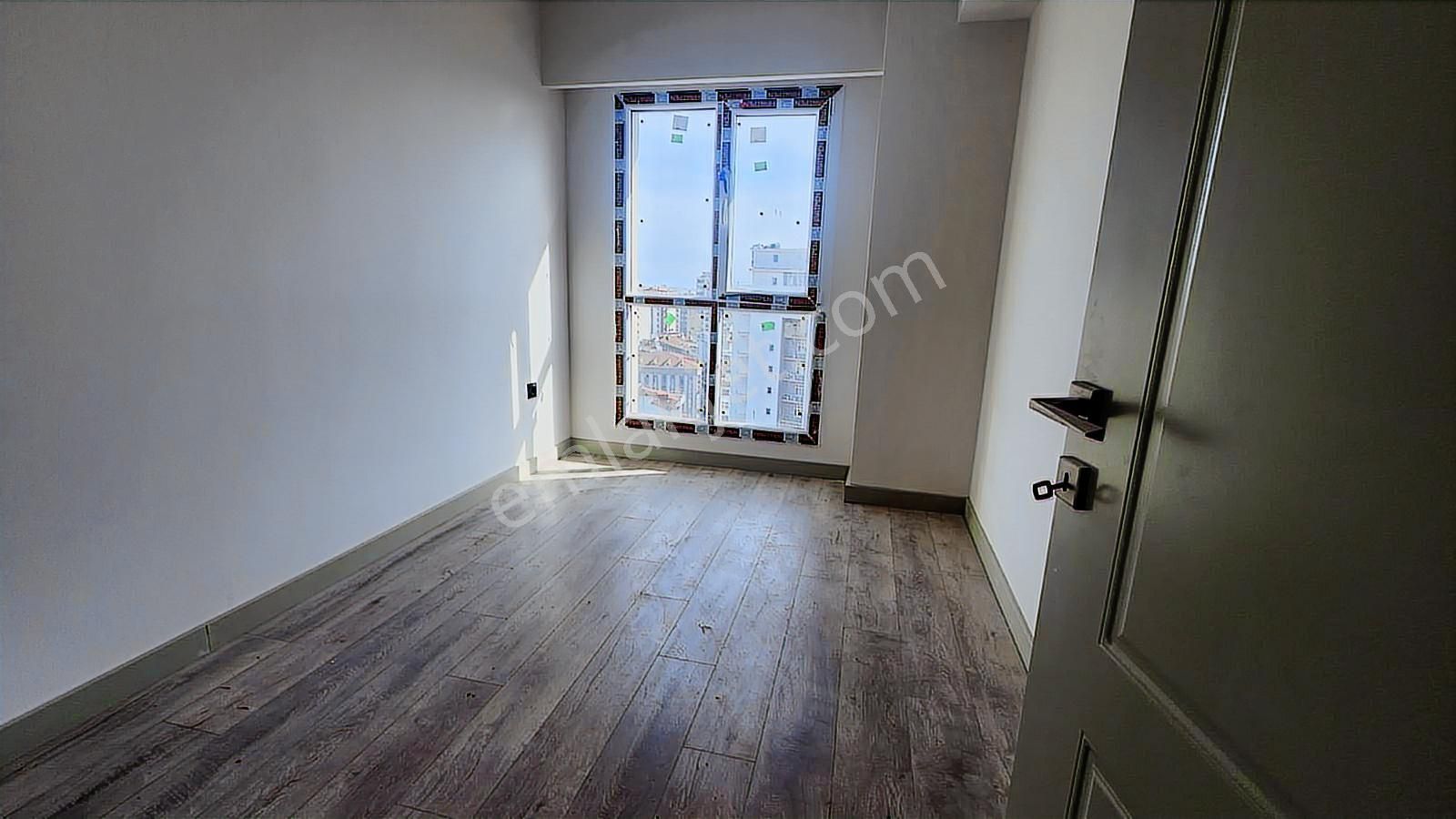 Sulyapıdan Güneşli Meydanda Sıfır Site İçi 2+1 Daire - Görsel 4