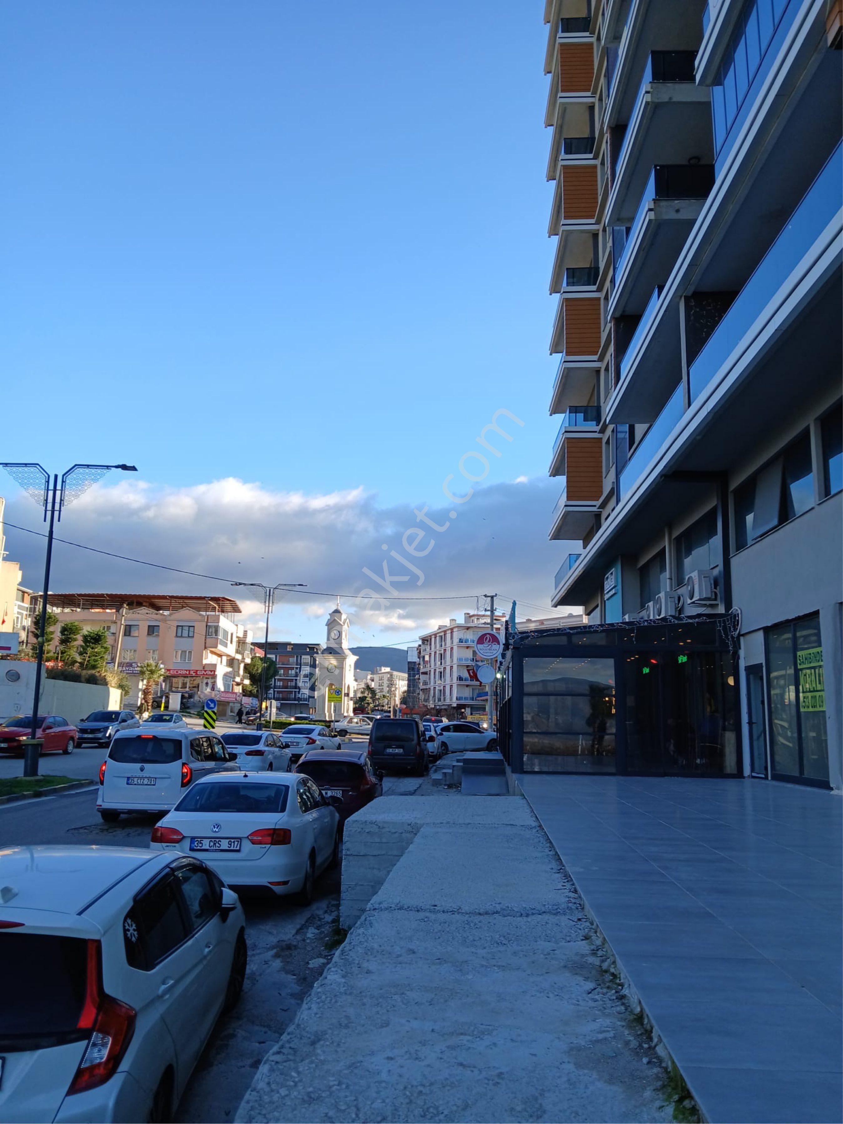 Menemen Devlet Hastanesi Karşısı Ultra Lüx Evebeyin Banyolu Çevrelme Alanı Nezih Güvenlikli Site İçi - Görsel 23