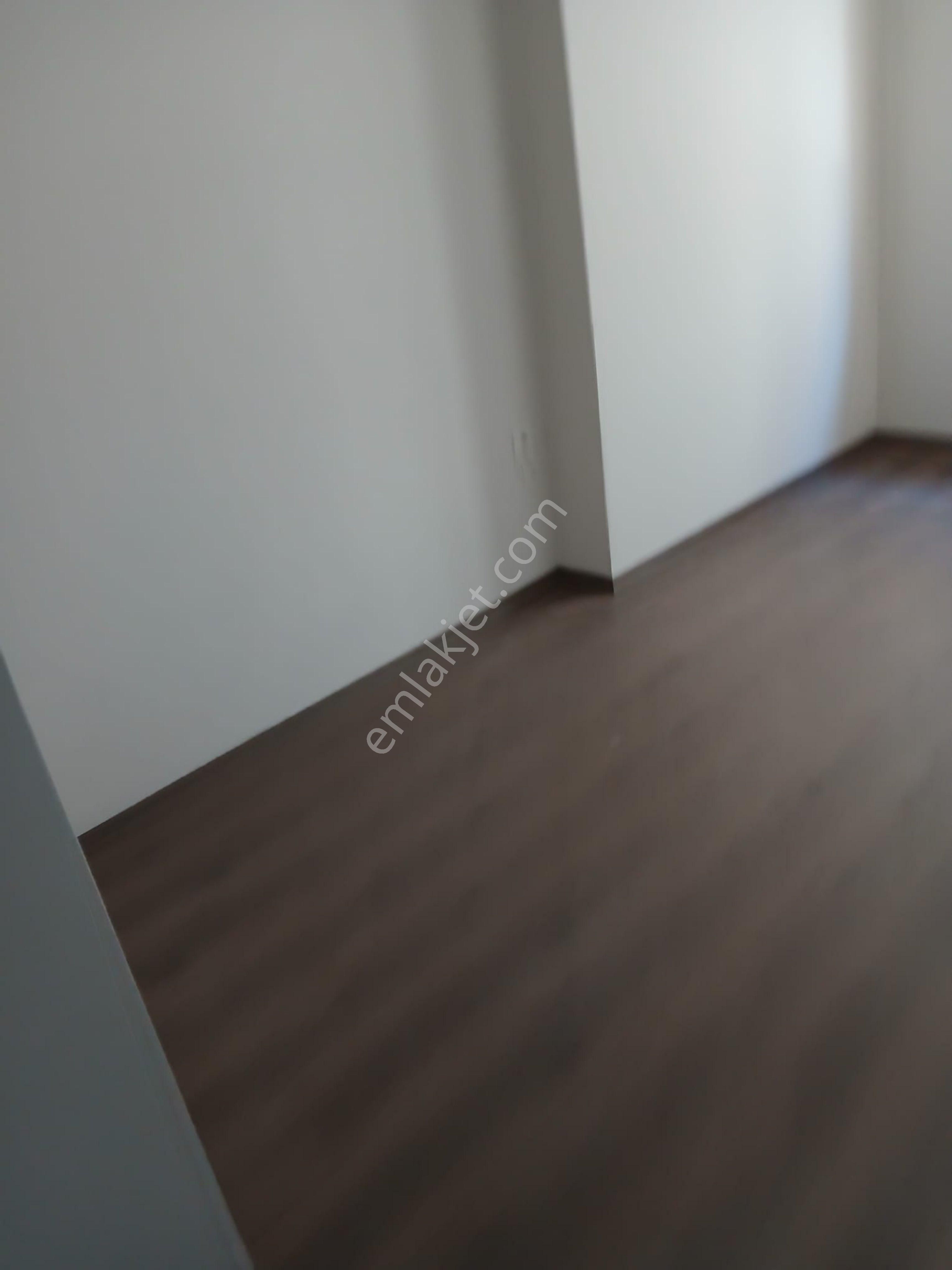 Menemen Devlet Hastanesi Karşısı Ultra Lüx Evebeyin Banyolu Çevrelme Alanı Nezih Güvenlikli Site İçi - Görsel 9