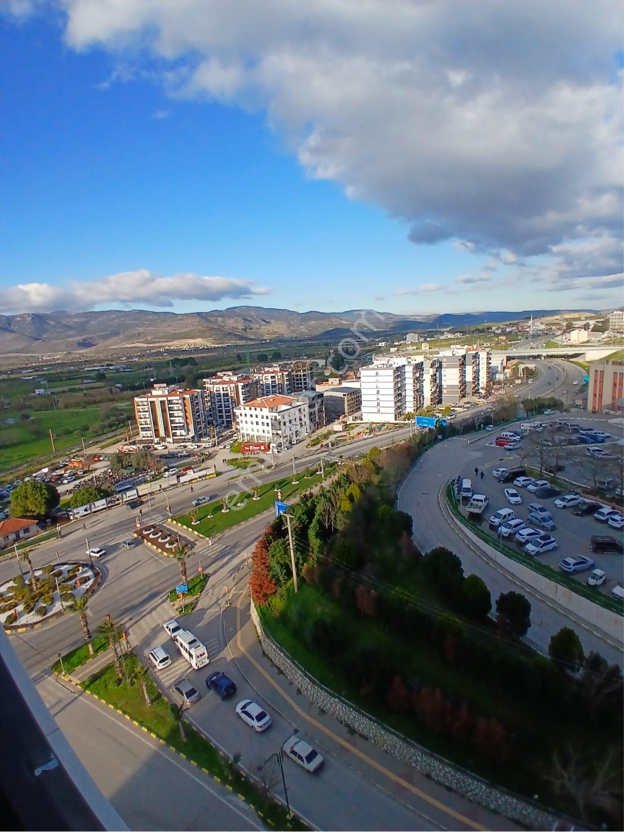 Menemen Devlet Hastanesi Karşısı Ultra Lüx Evebeyin Banyolu Çevrelme Alanı Nezih Güvenlikli Site İçi - Görsel 12