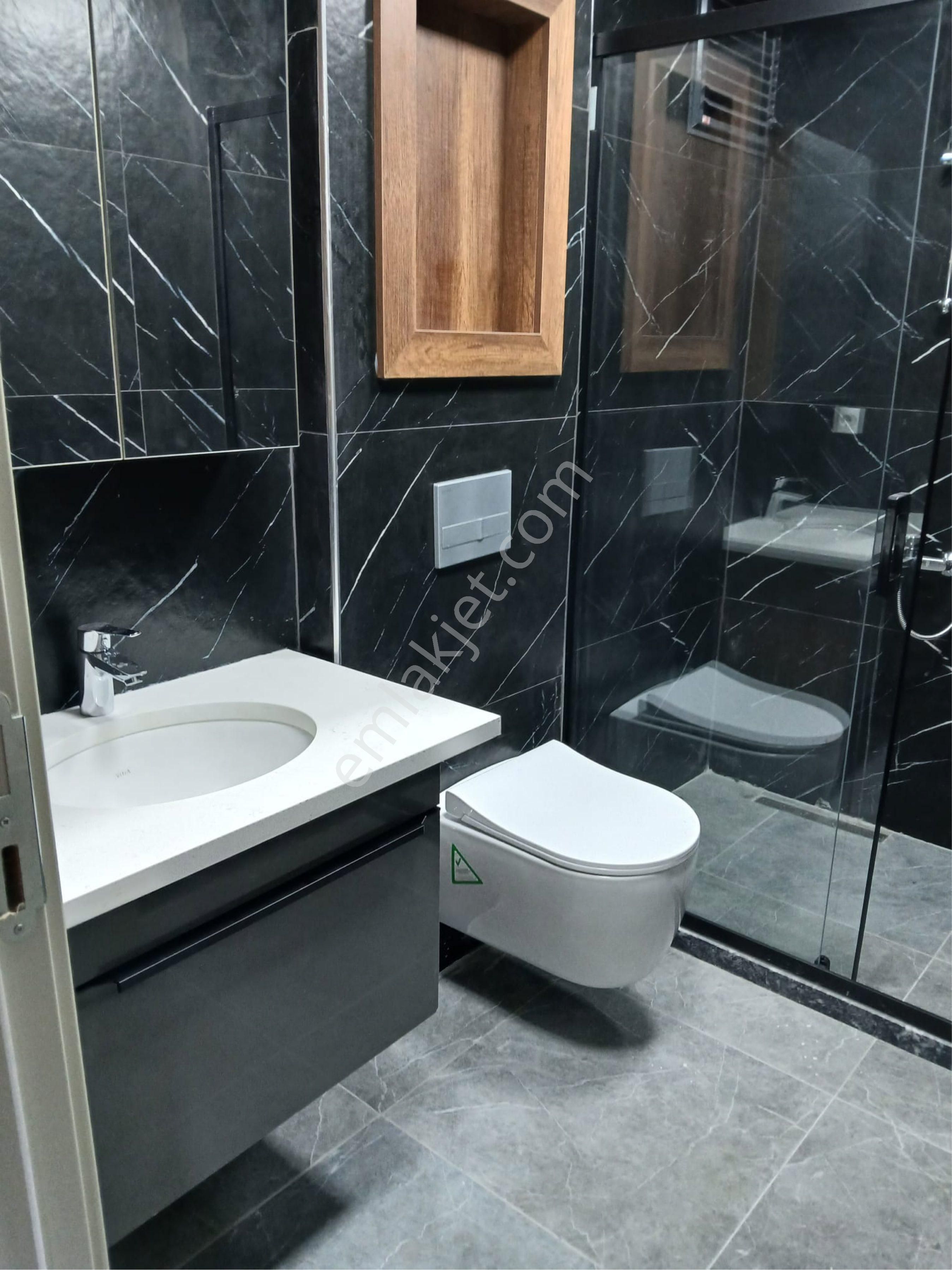 Menemen Devlet Hastanesi Karşısı Ultra Lüx Evebeyin Banyolu Çevrelme Alanı Nezih Güvenlikli Site İçi - Görsel 8