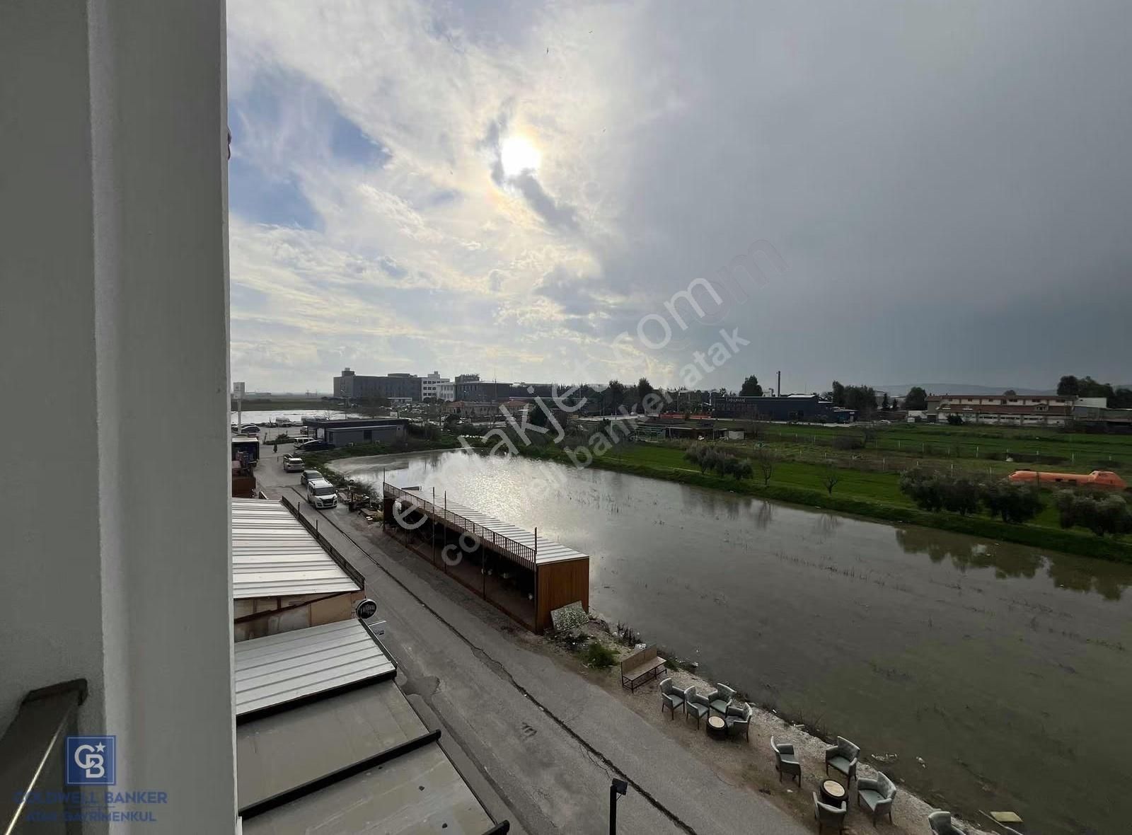 Seyrek Bakırçay Üniversitesi Karşısında Eşyalı Kiralık 1+1 Daire - Görsel 17