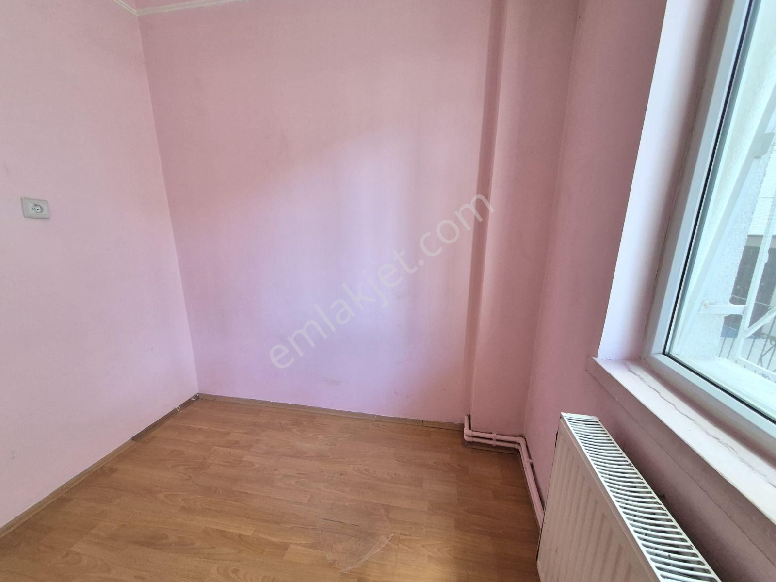 Murat Türkmenden Eminevime_uygun Ön_cepheli Kök_tapulu 2+1_daire - Görsel 23