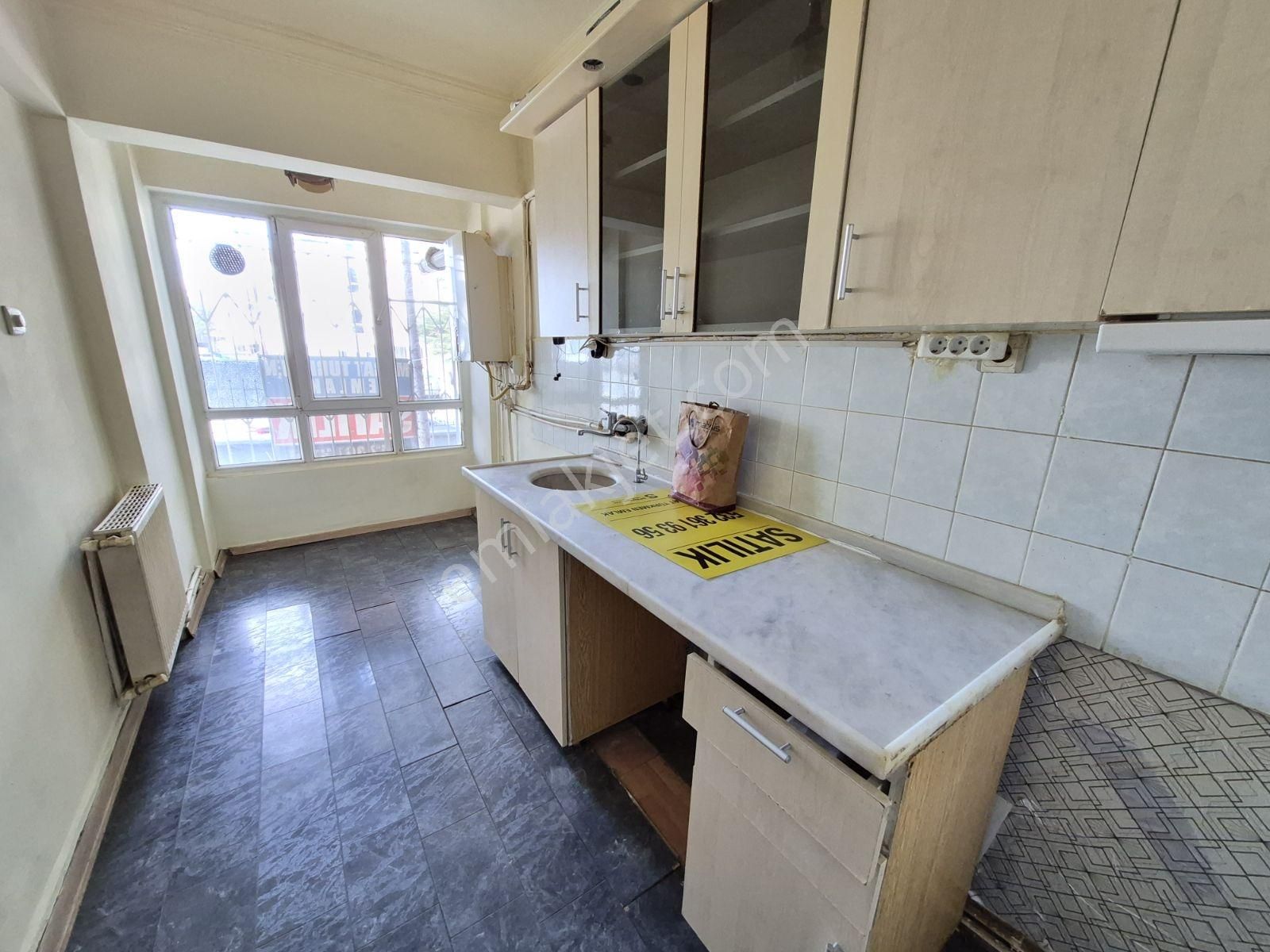 Murat Türkmenden Eminevime_uygun Ön_cepheli Kök_tapulu 2+1_daire - Görsel 14