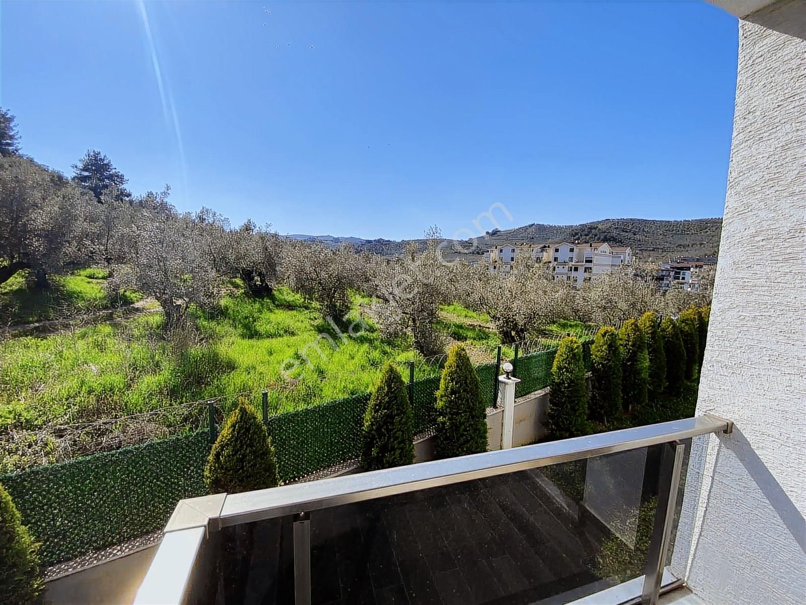 K2 Pera'dan Güzelyalı'da Zeytinliklerin İçinde Huzur 2+1 100 M2 - Görsel 25