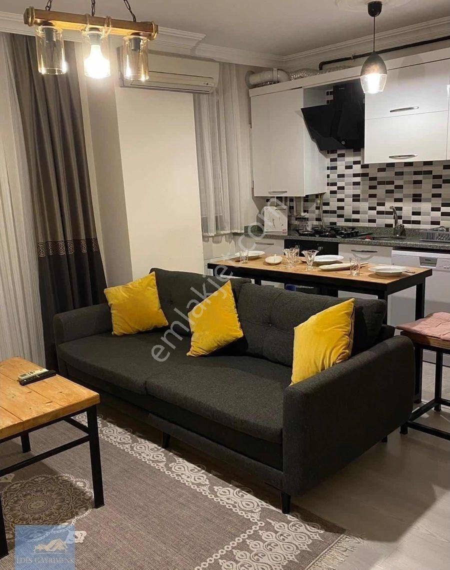 Dr Cemil Bengü Caddesinde Yeni 1+1 Satılık Daire