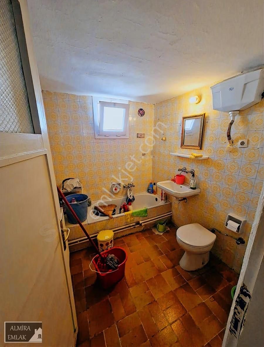 Bahçelievlerde Satılık Fırsat Daire Geniş, Ferah 3+1 140m2 - Görsel 4