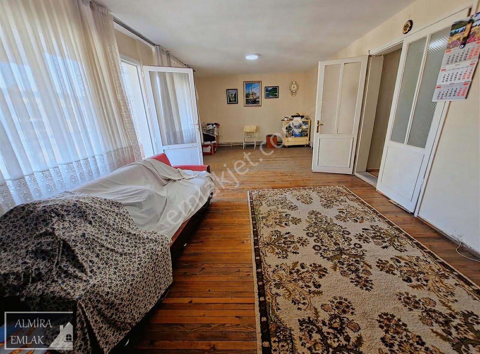 Bahçelievlerde Satılık Fırsat Daire Geniş, Ferah 3+1 140m2 - Görsel 21