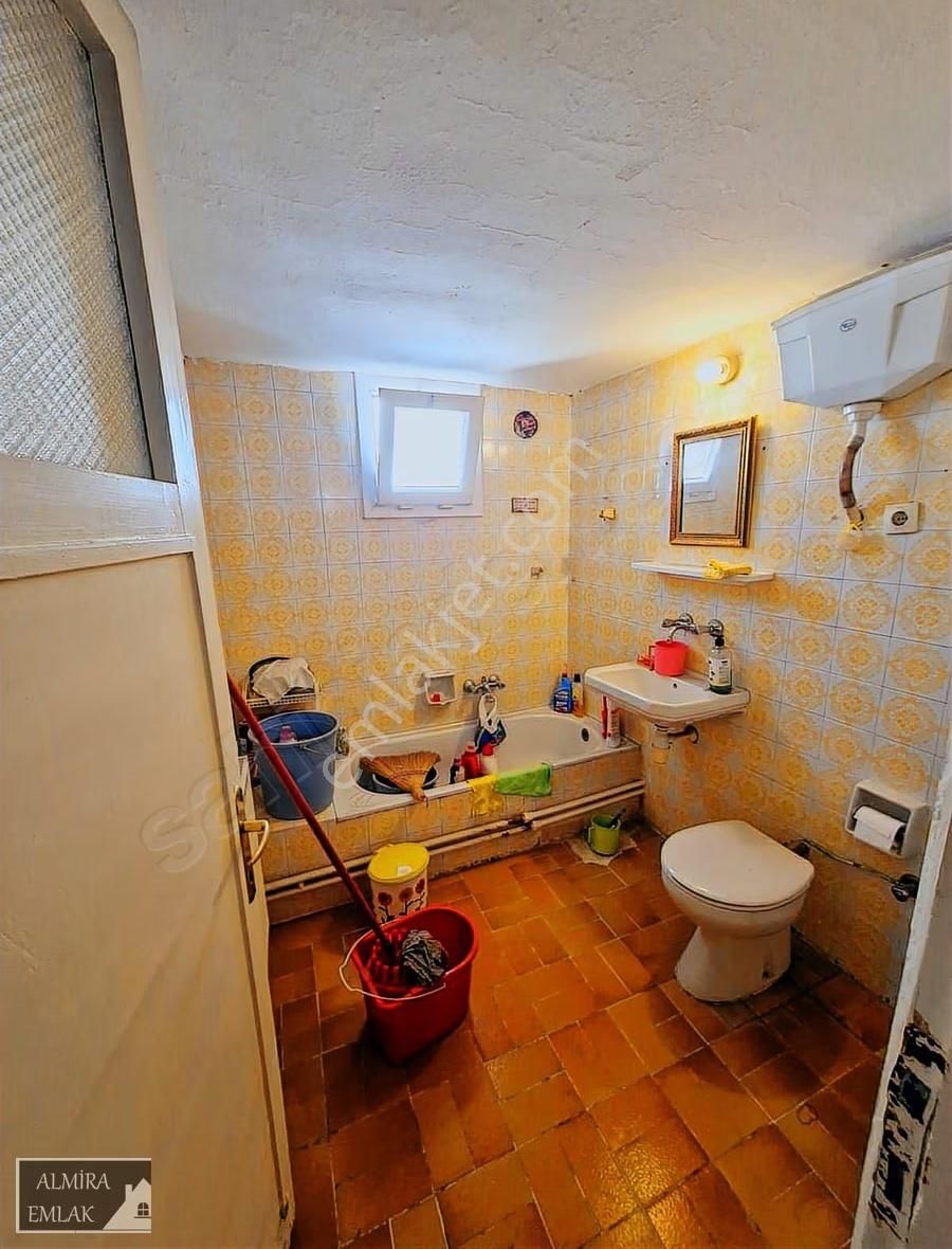 Bahçelievlerde Satılık Fırsat Daire Geniş, Ferah 3+1 140m2 - Görsel 14