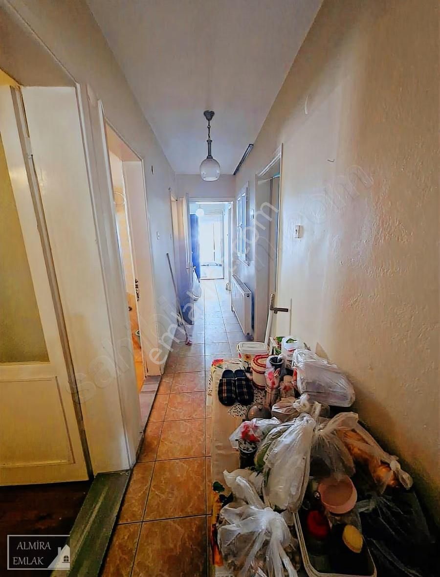 Bahçelievlerde Satılık Fırsat Daire Geniş, Ferah 3+1 140m2 - Görsel 5