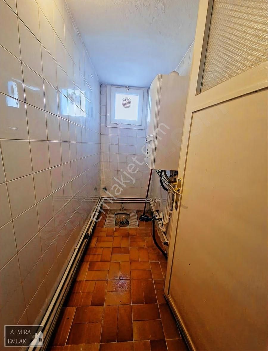 Bahçelievlerde Satılık Fırsat Daire Geniş, Ferah 3+1 140m2 - Görsel 24