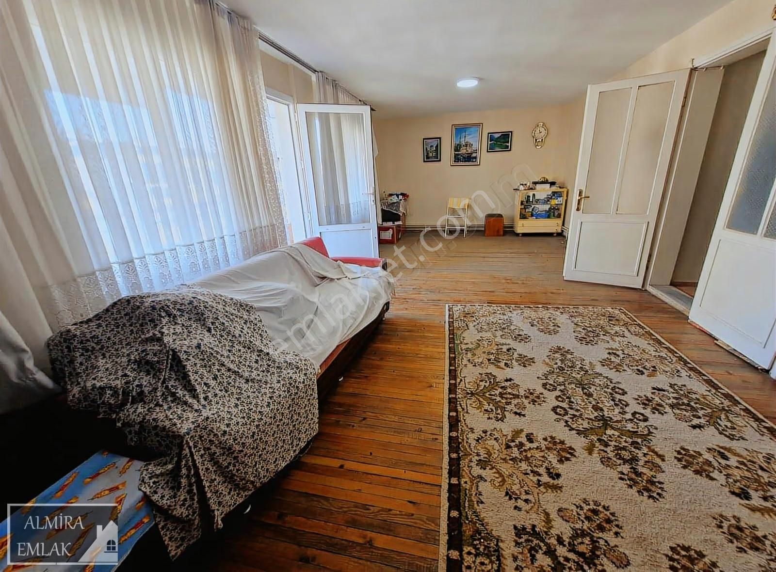 Bahçelievlerde Satılık Fırsat Daire Geniş, Ferah 3+1 140m2 - Görsel 26