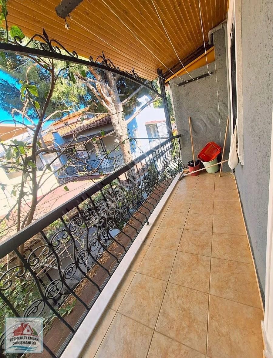 Urla Guvendik Mah. Denize 350 M Genis 4+1 Merkezi Konum - Görsel 2