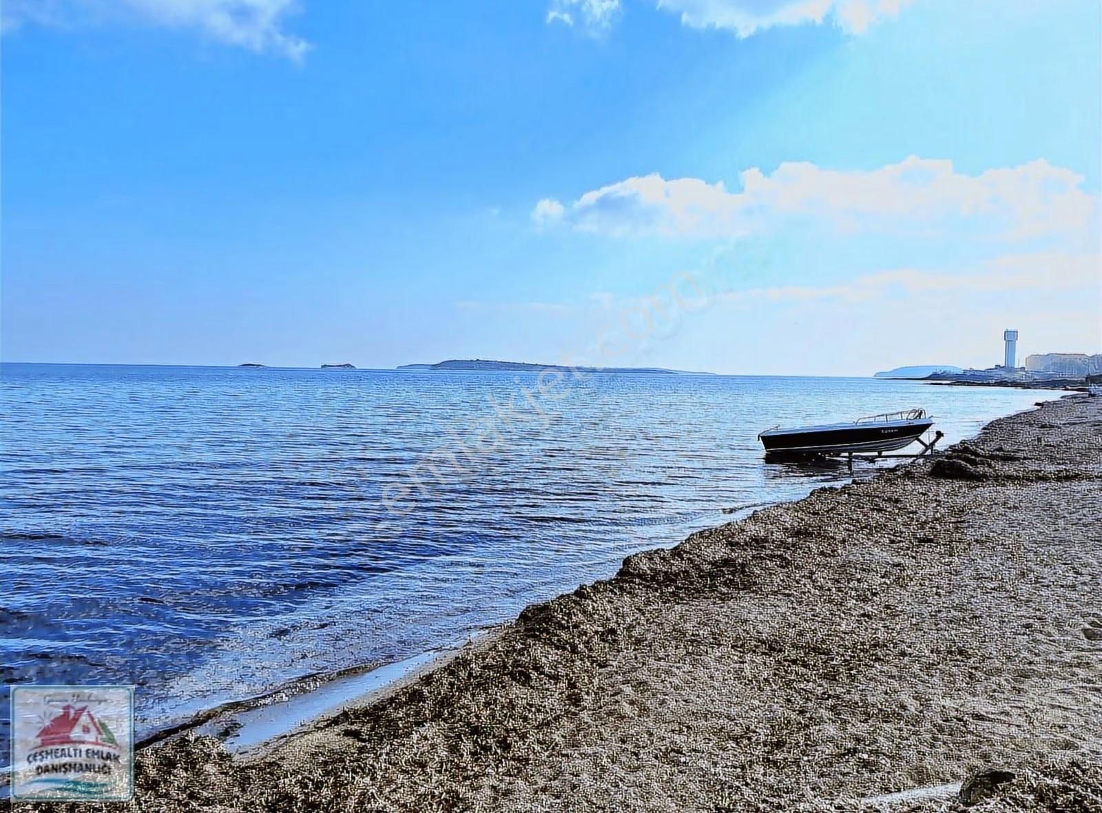 Urla Guvendik Mah. Denize 10 M 2+1 Daire