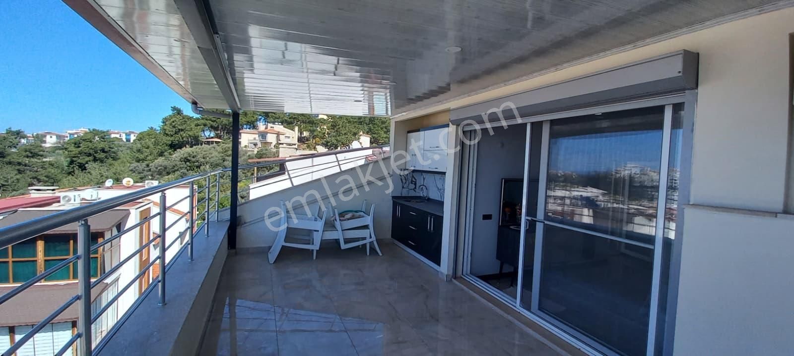 Kuşadası Marina'ya Yürüme Mesafesinde Muhteşem Tripleks Villa - Görsel 11