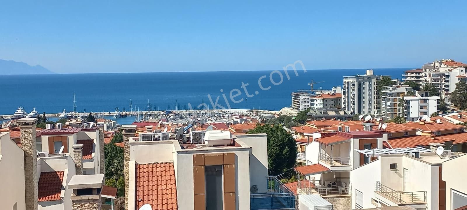 Kuşadası Marina'ya Yürüme Mesafesinde Muhteşem Tripleks Villa - Görsel 6