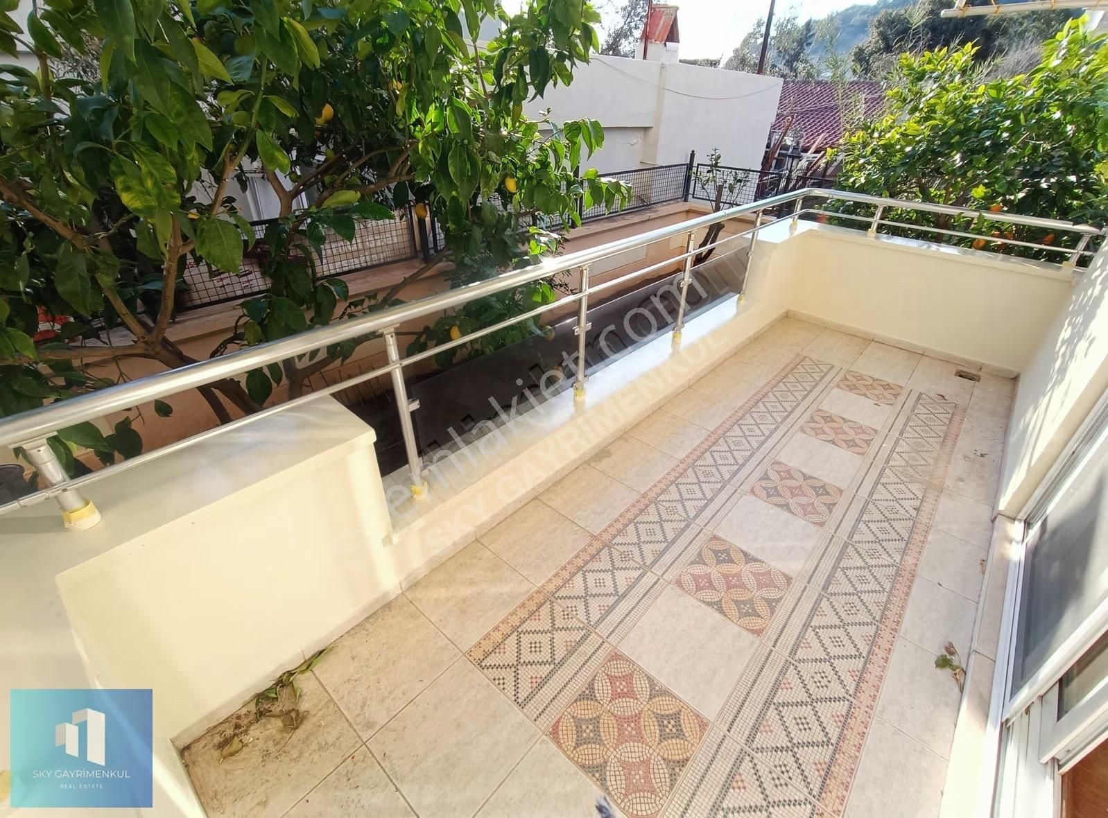 Sky'dan Sakin Konumda Tertemiz Ve Geniş Kiralık 130 M2 3+1 Daire - Görsel 14