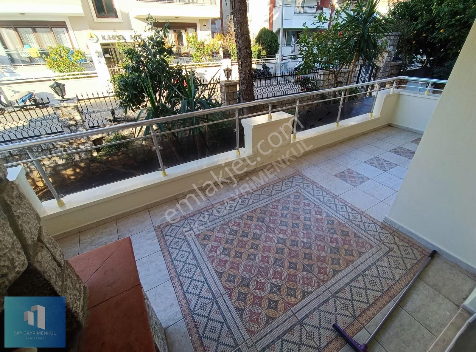 Sky'dan Sakin Konumda Tertemiz Ve Geniş Kiralık 130 M2 3+1 Daire - Görsel 16