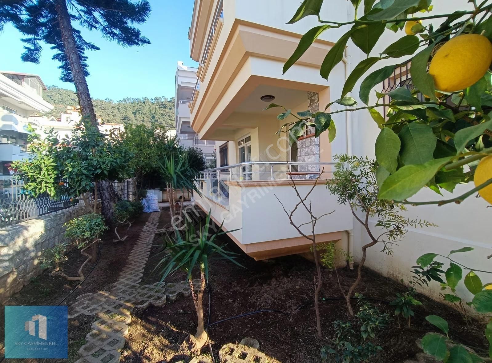 Sky'dan Sakin Konumda Tertemiz Ve Geniş Kiralık 130 M2 3+1 Daire - Görsel 22