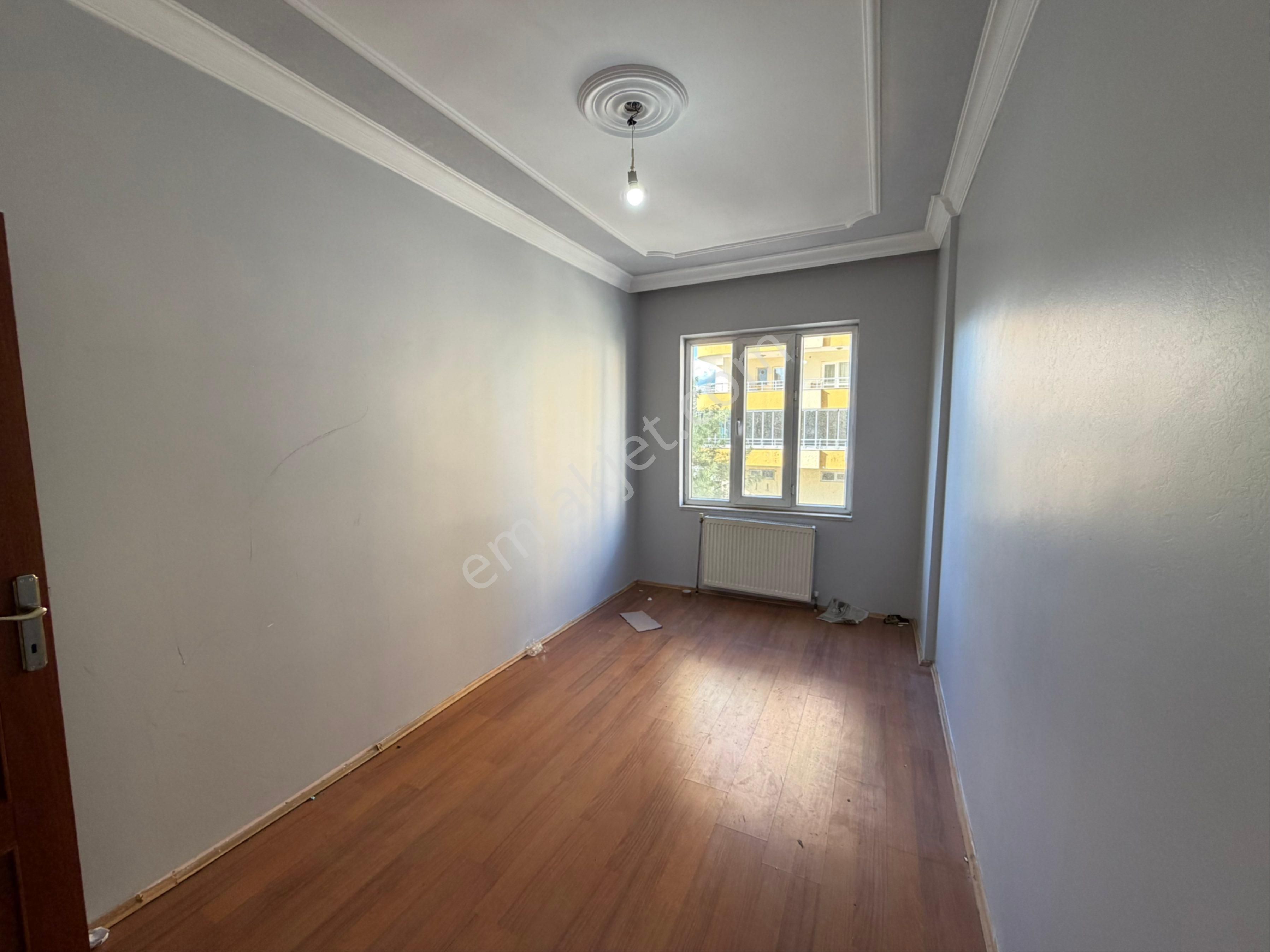 Bağcılar Bölgesi 4+1 Kiralık Daire - Görsel 12