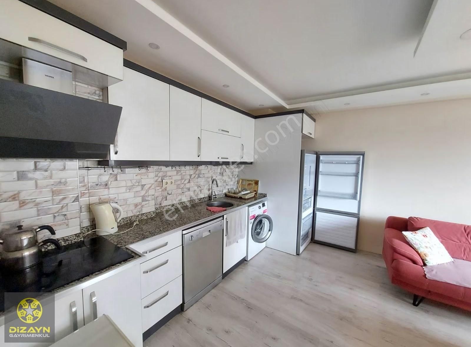 Dizayn Gayrimenkul'den Davutlar Merkezde Eşyalı 1+1 Daire