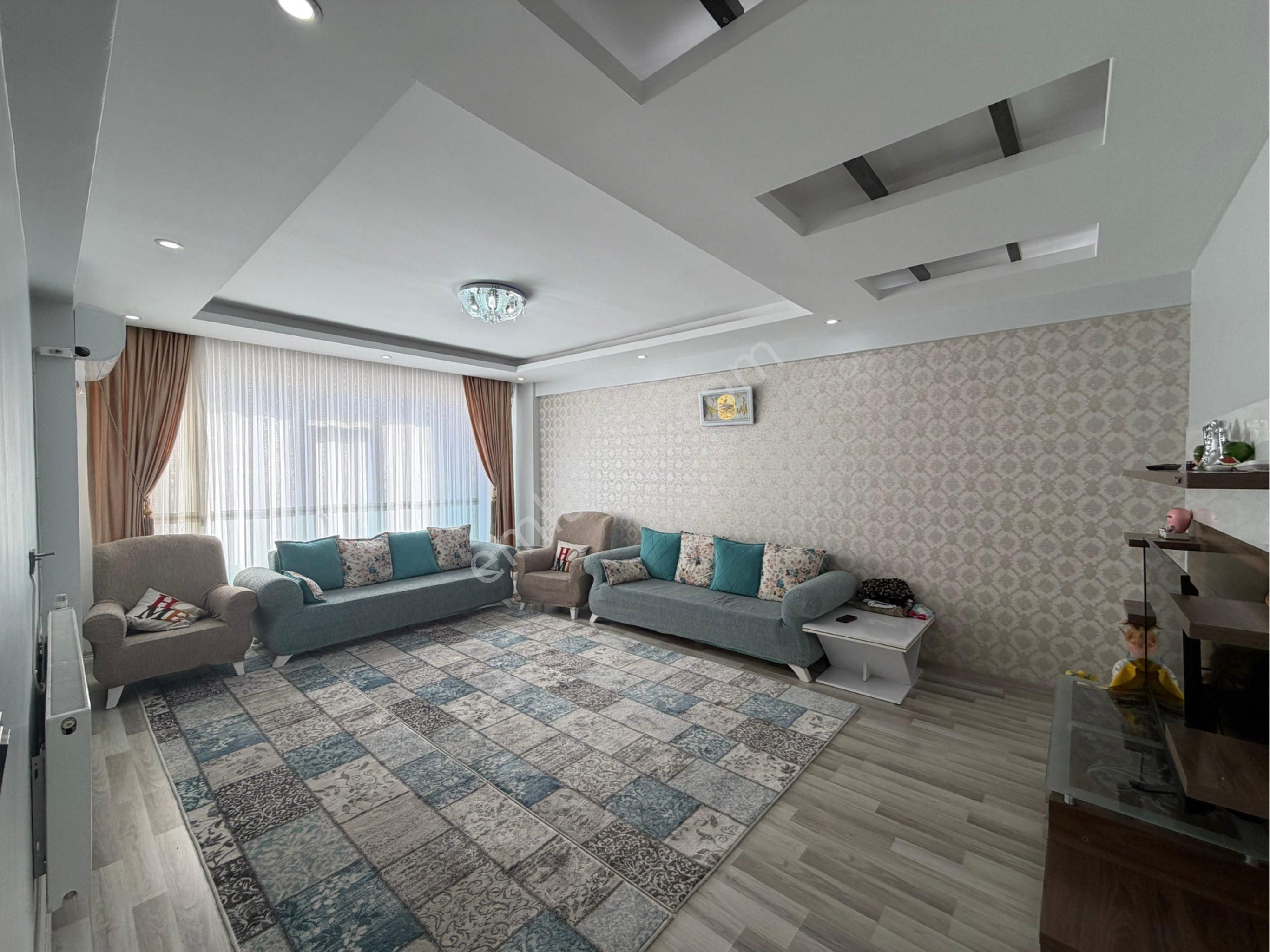 Bağcılar Bölgesi Havalimanı Kavşağında 3+1 Satılık Daire - Görsel 4