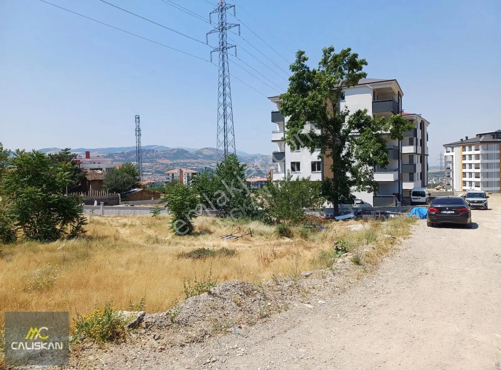 Güneşli'de 112 Yanında İmarlı 0.60 Emsal Satılık Arsa