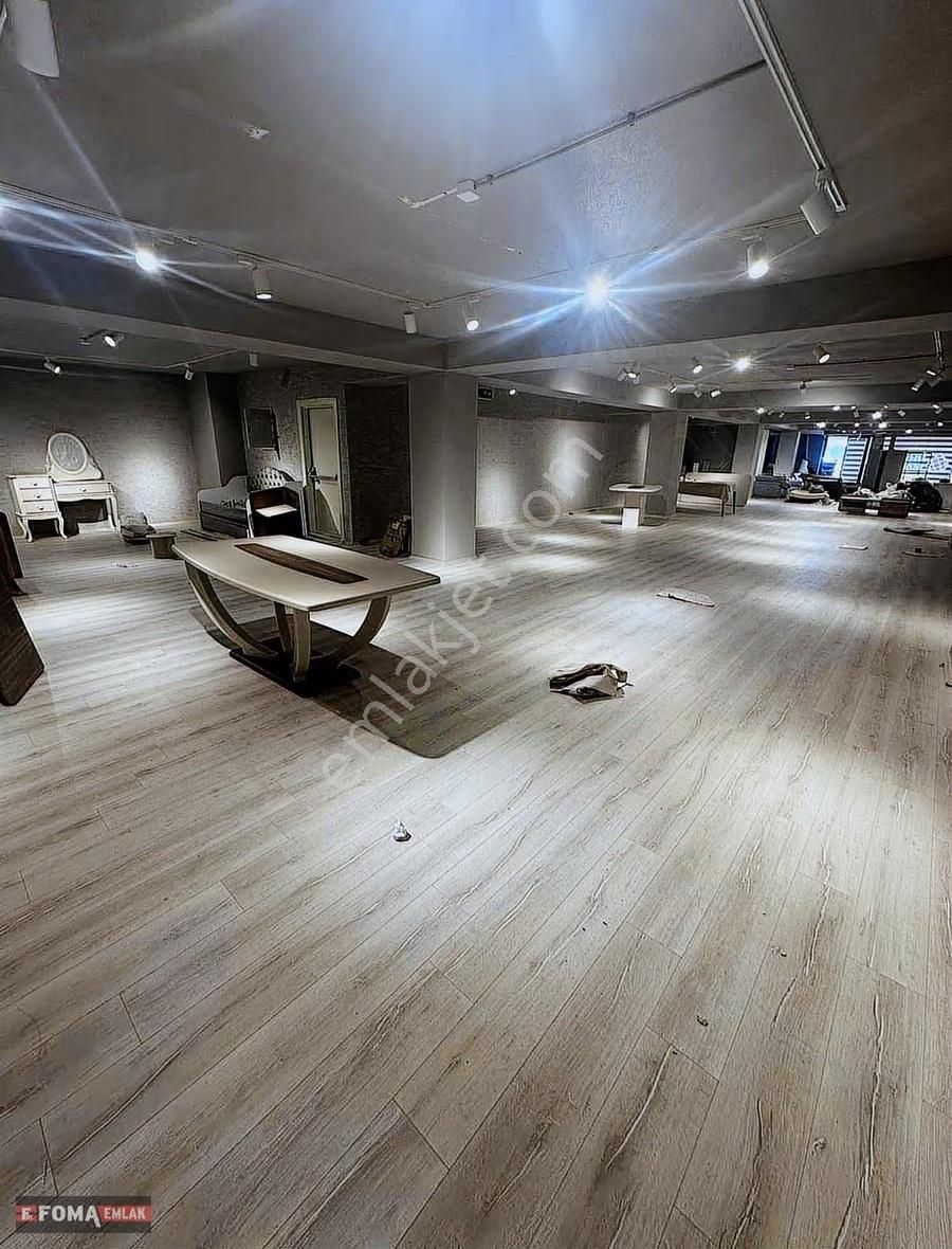 Aköy Merkezde 2 Katlı Dükkan Toplam 700metre - Görsel 3