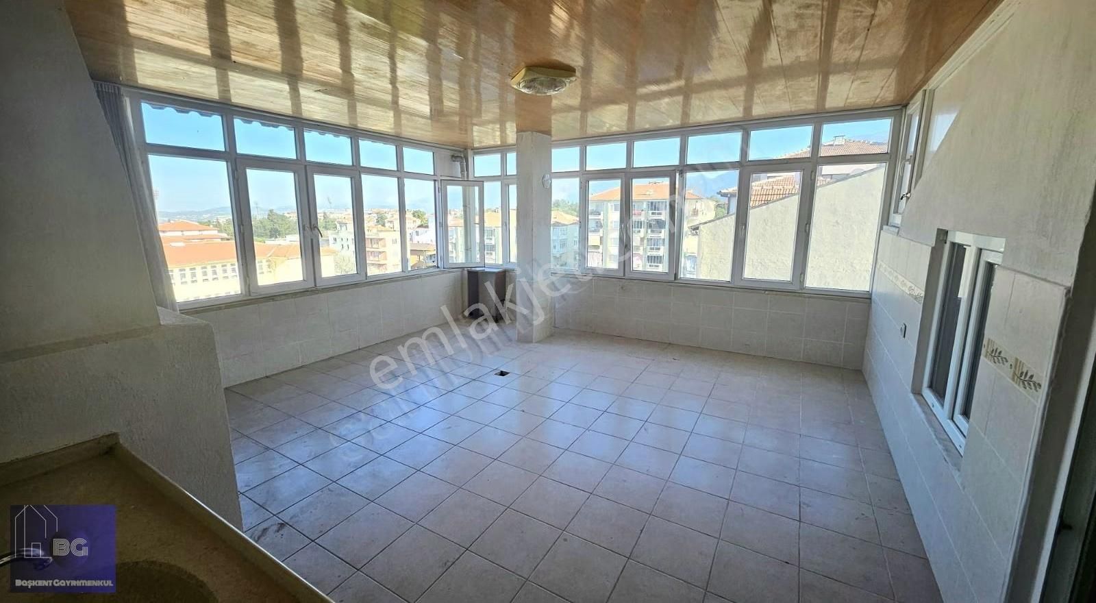 Bir Evim Olsun Diyorsanız ! Karaman Mah. 2+1 130 M2 Daire! - Görsel 4